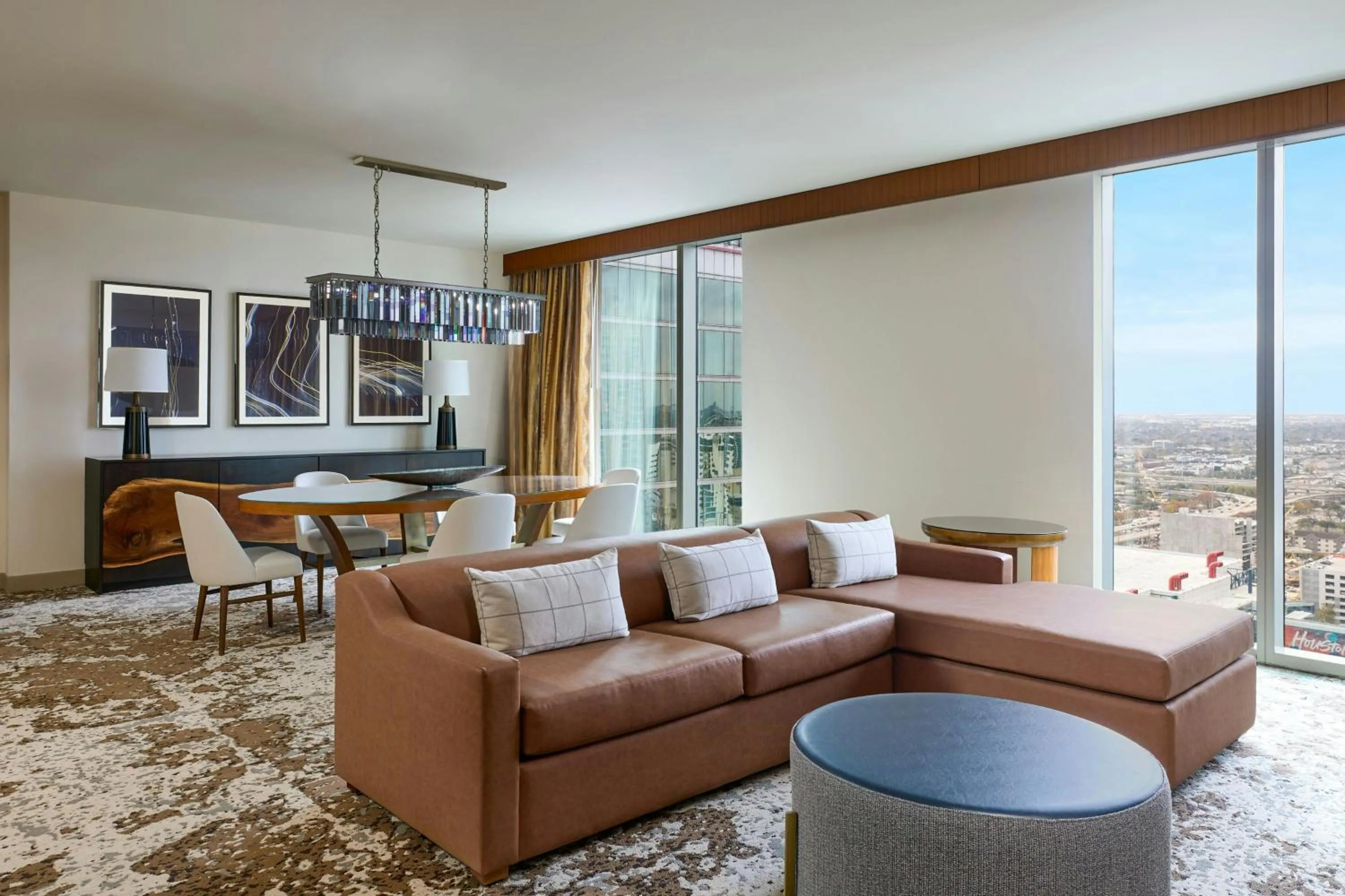 Photo of the whole room in Marriott Marquis Houston