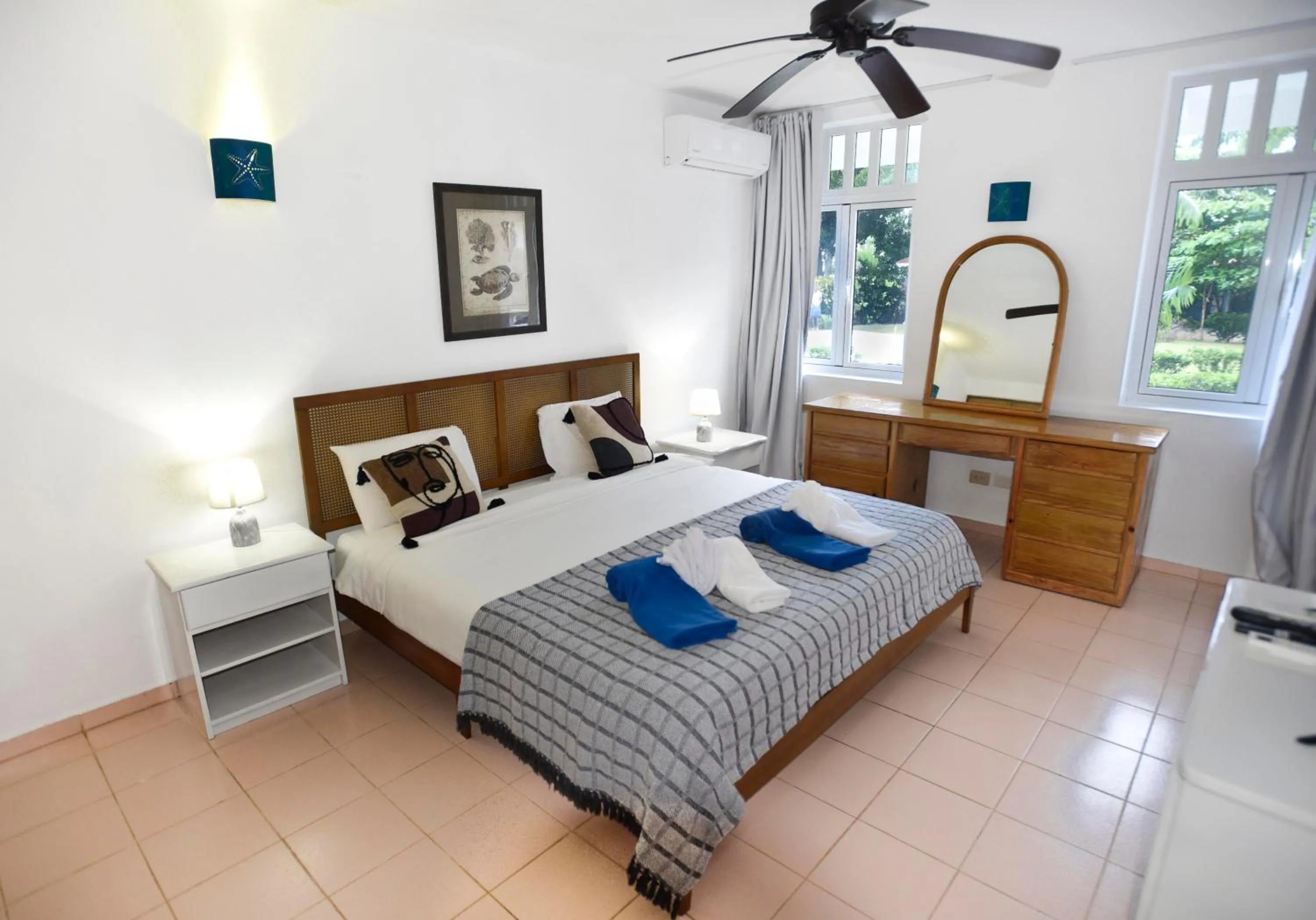 Bed in El Pelicano Apart-Hotel