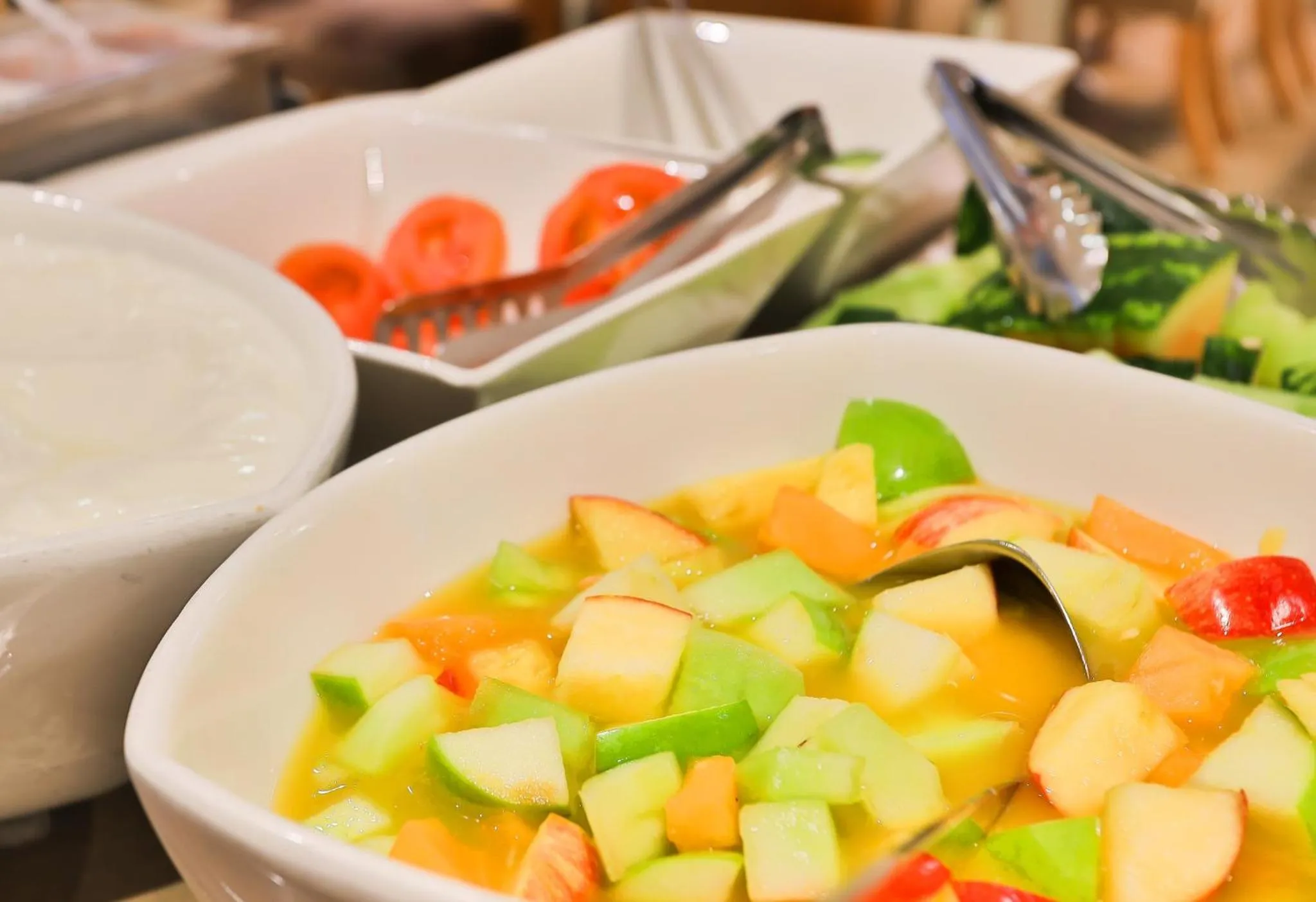 Restaurant/places to eat in Holiday Inn Express Cape Town City Centre by IHG