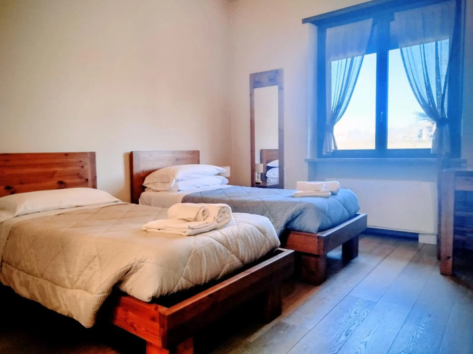 Twin Room in La Mandulera