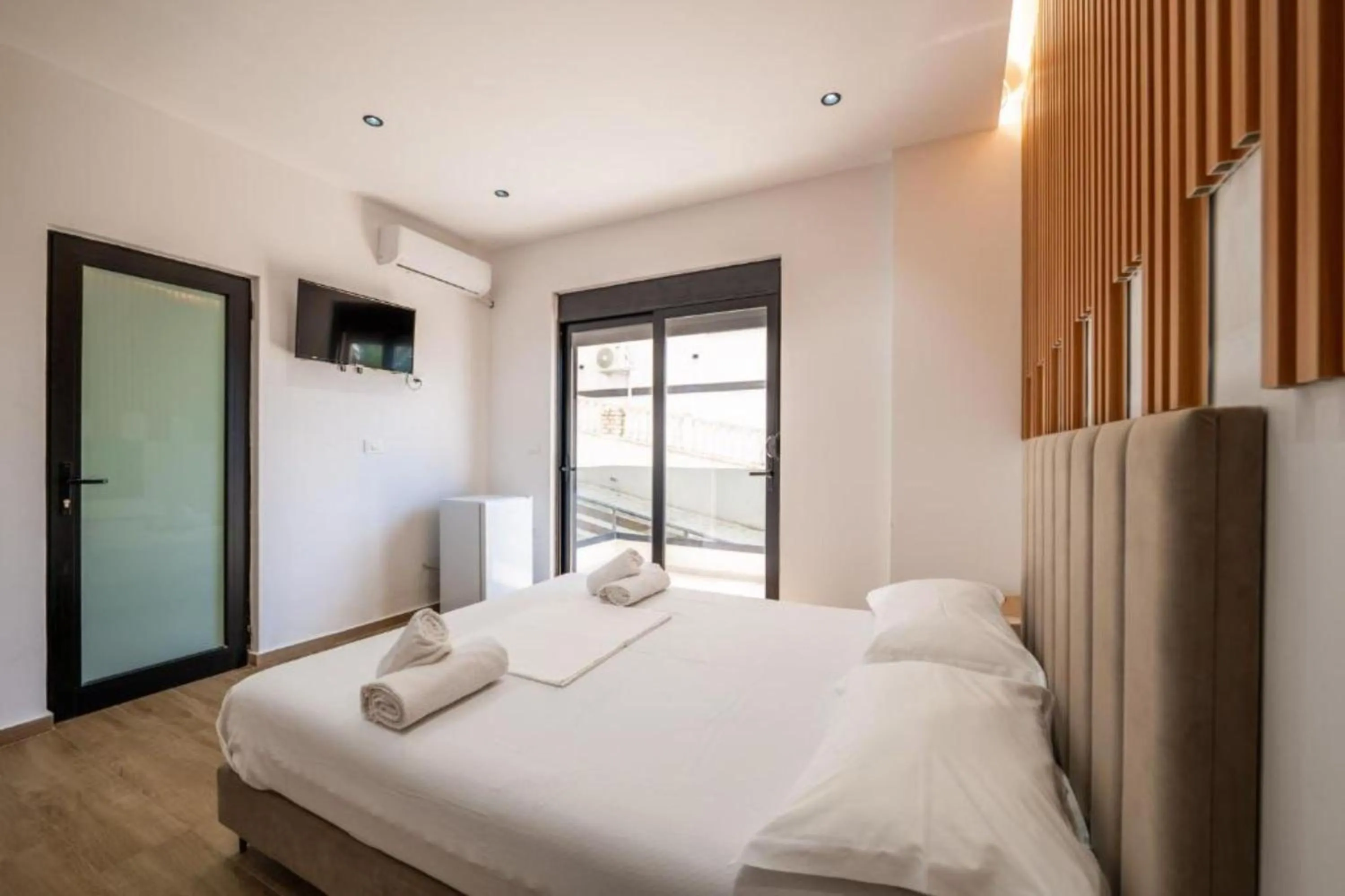 Bed in Azure Bay Resort