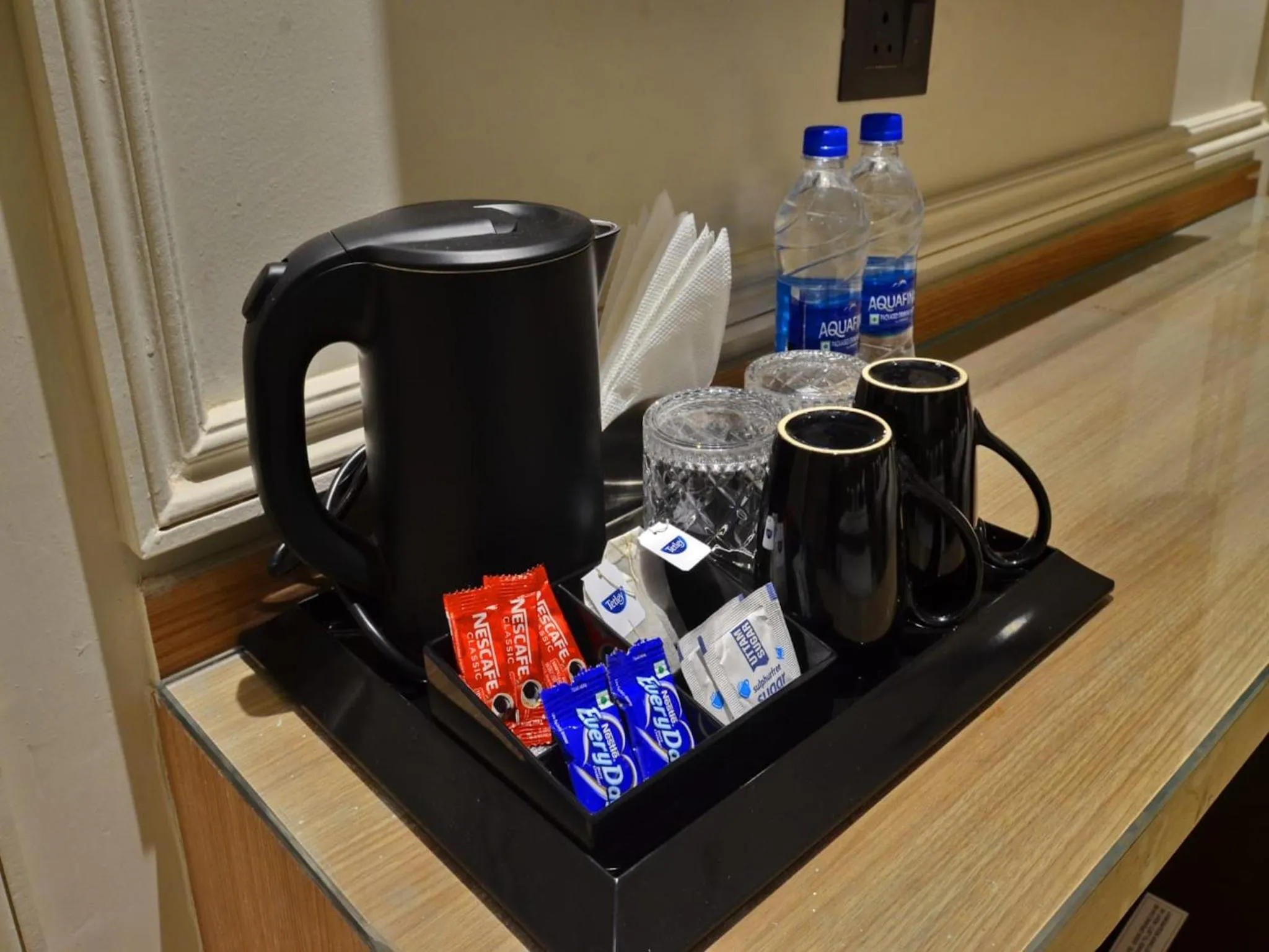 Food and drinks in Hotel Maya Cottage - 2 min from New Delhi Railway Station