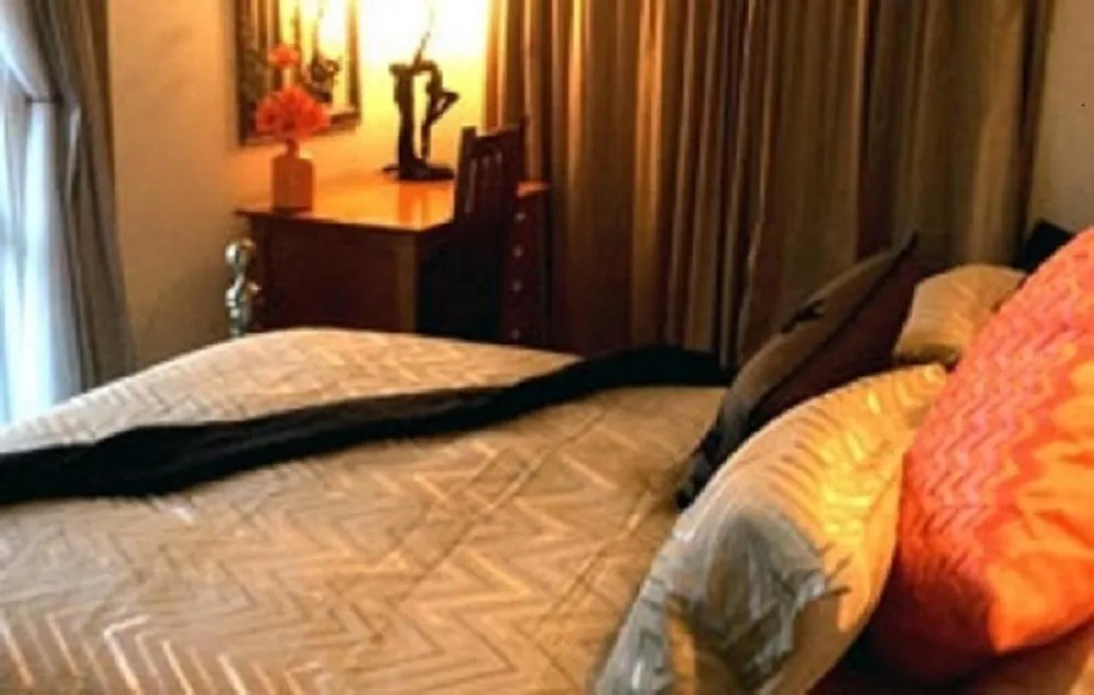 Decorative detail, Bed in Noah's Boutique Accommodation Moeraki