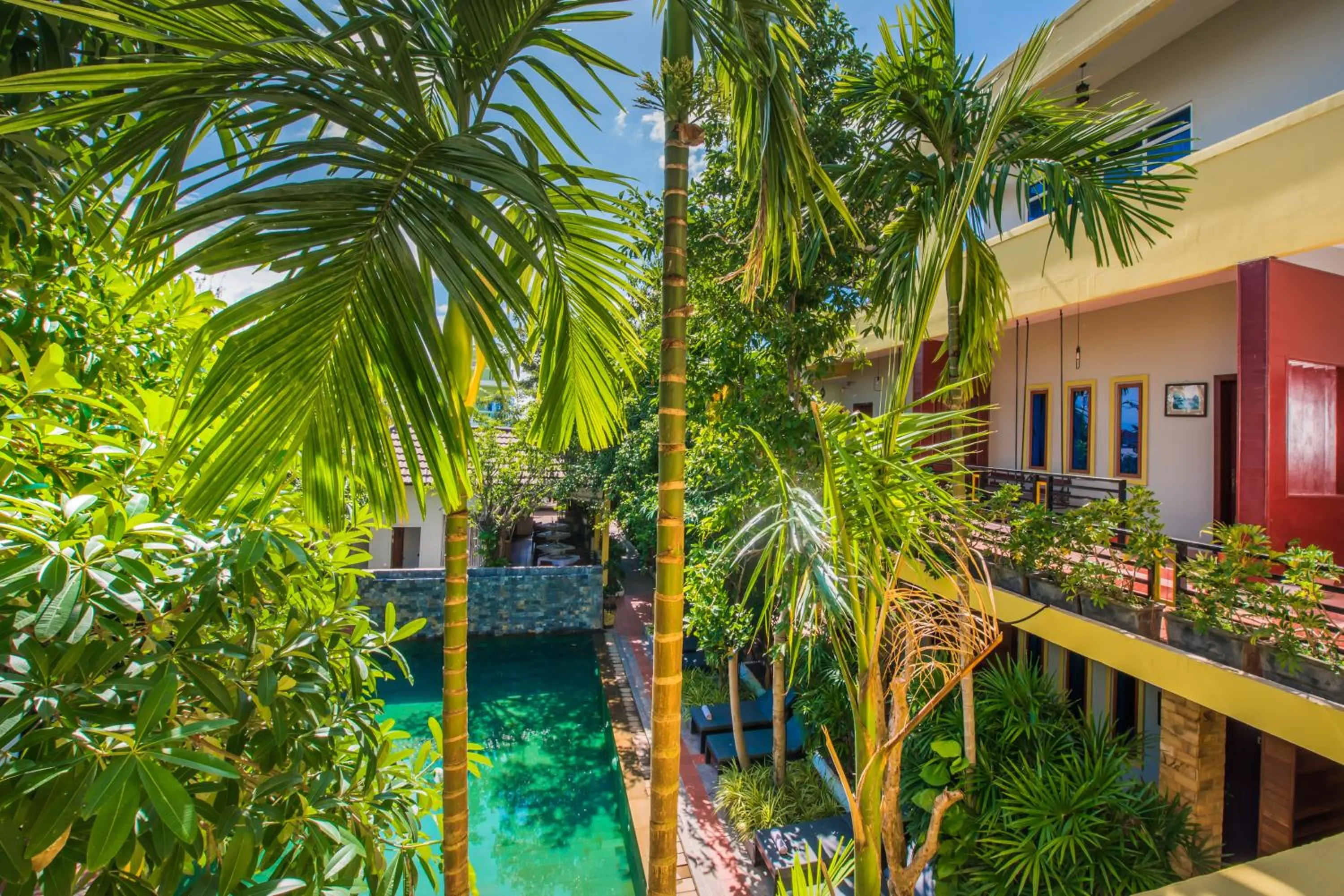 Property building in Samnak Lounge