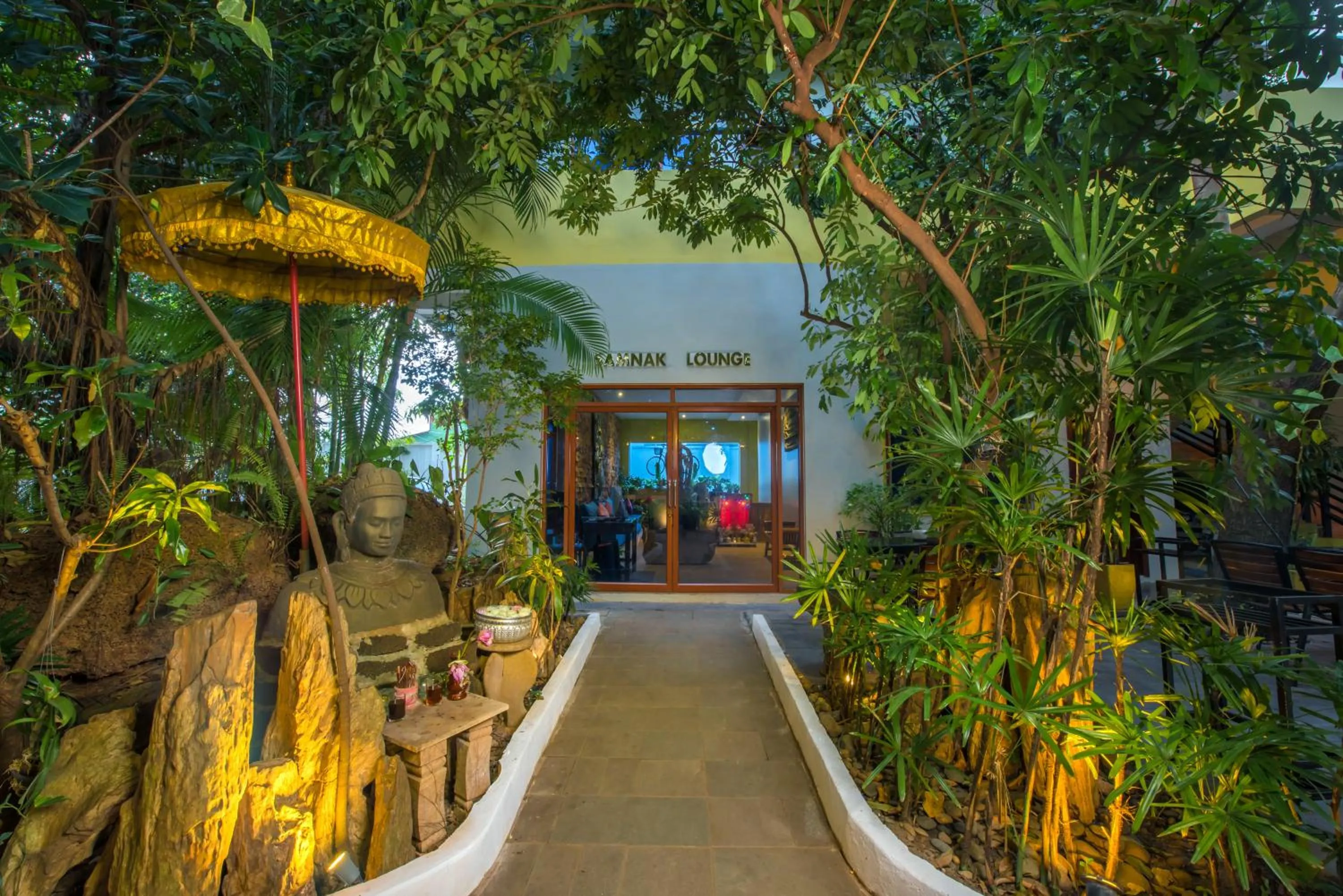 Property building in Samnak Lounge