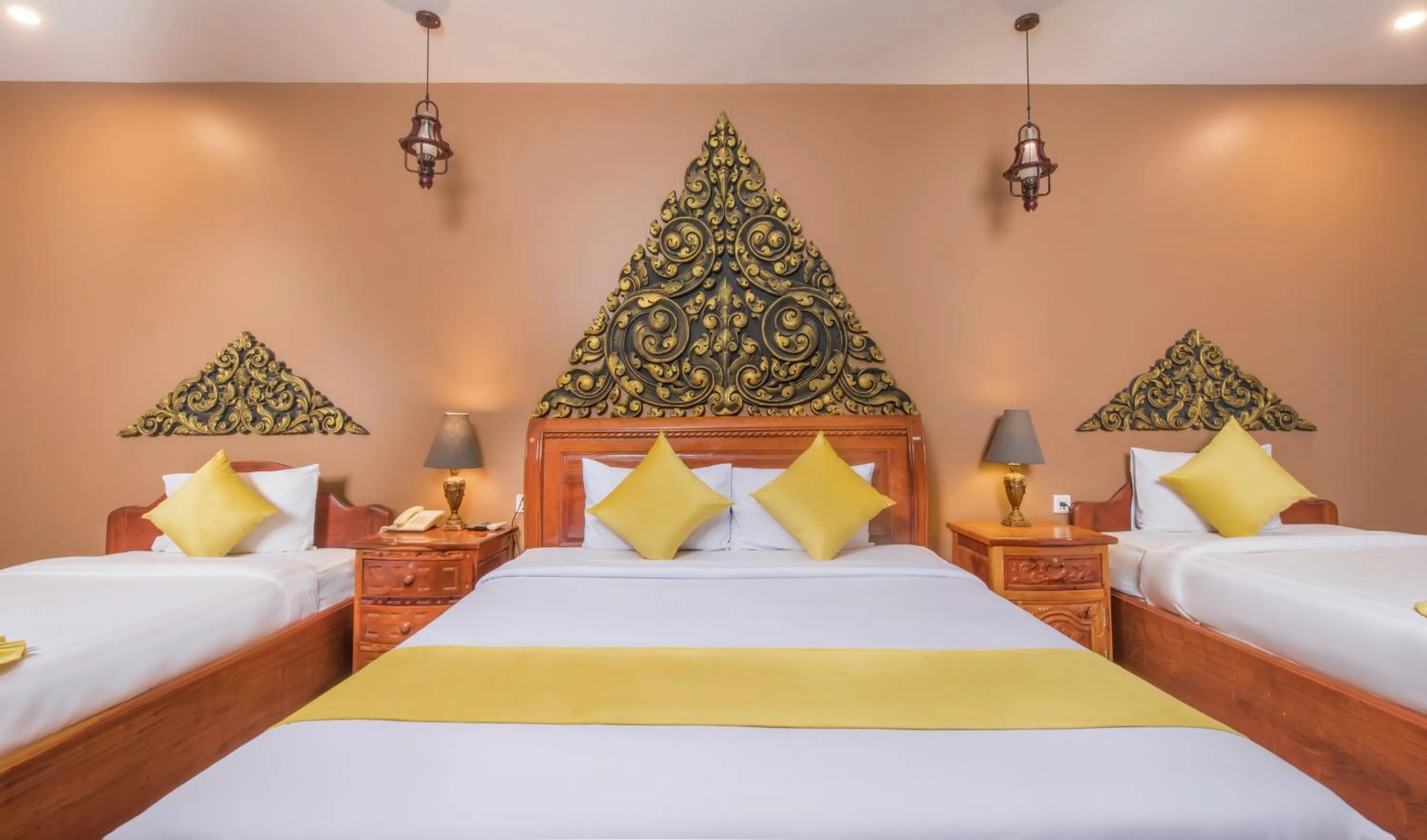 Bedroom, Bed in Samnak Lounge