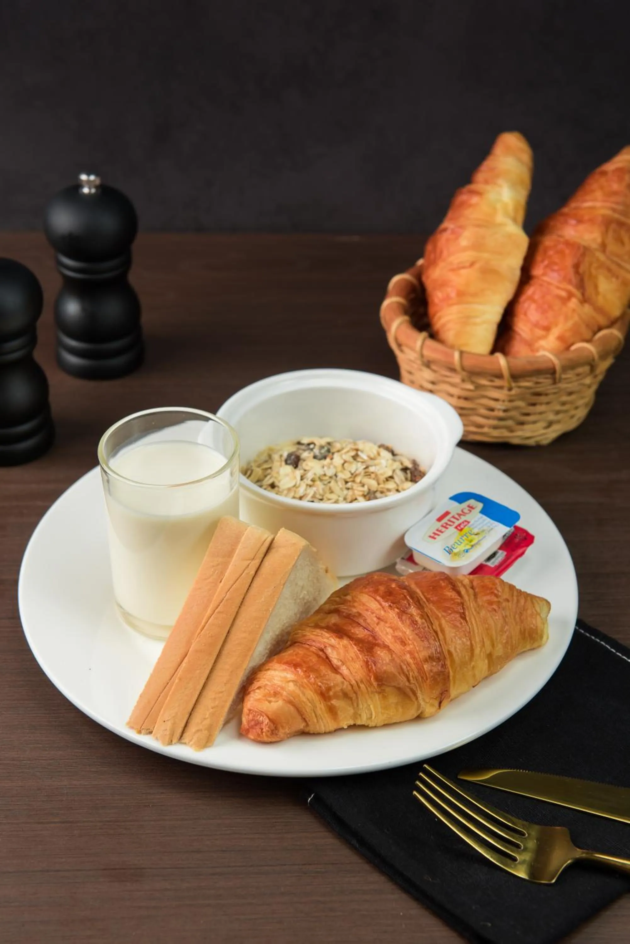 Breakfast in Samnak Lounge