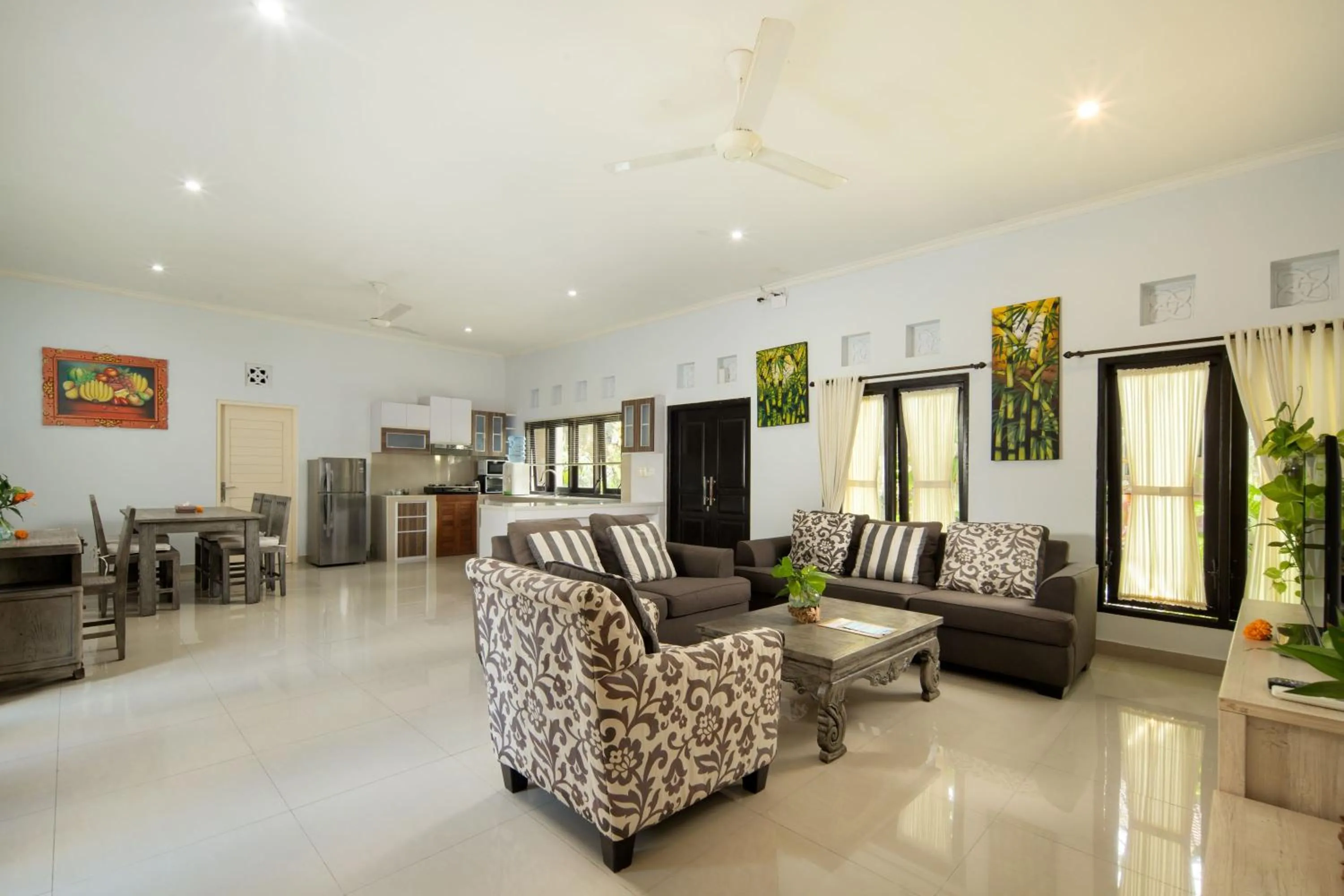Living room in Villa Bakti Ubud by kamara