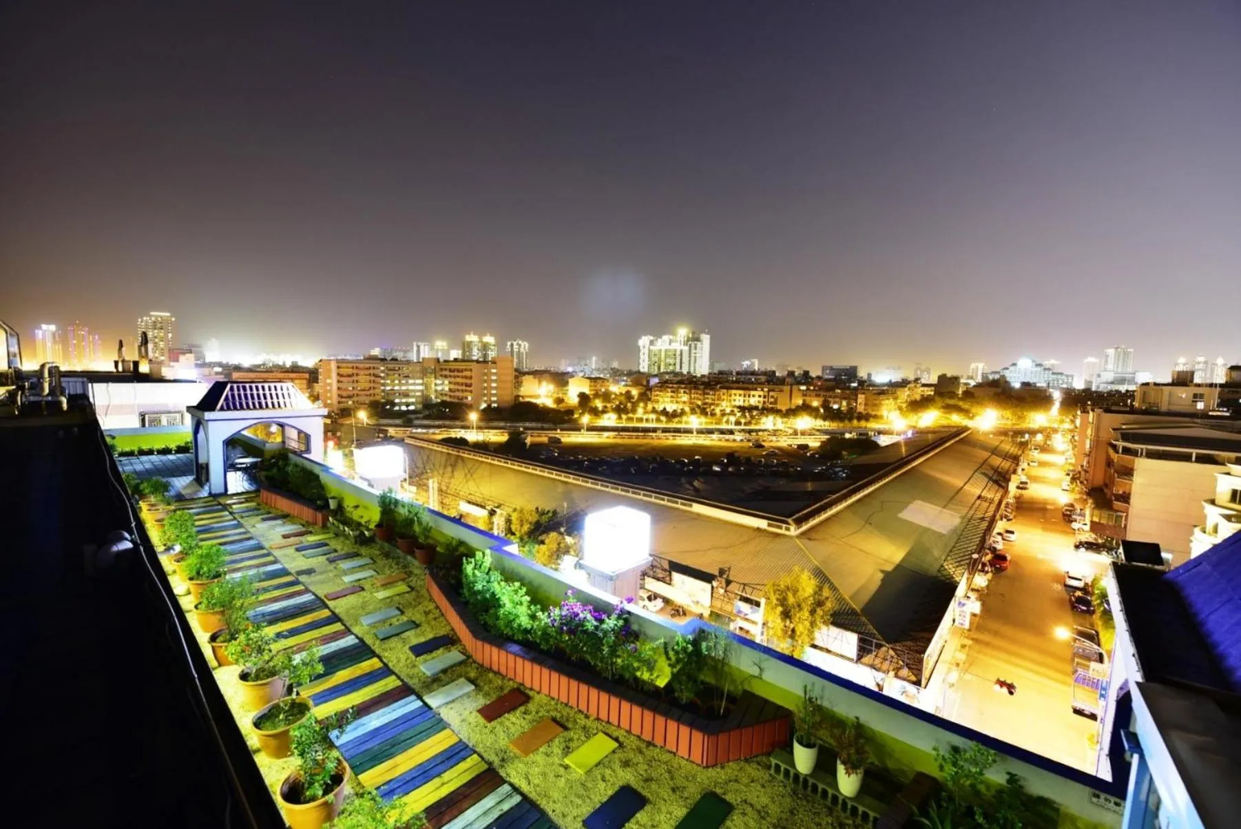 Patio in Young Soarlan Hotel - Tainan