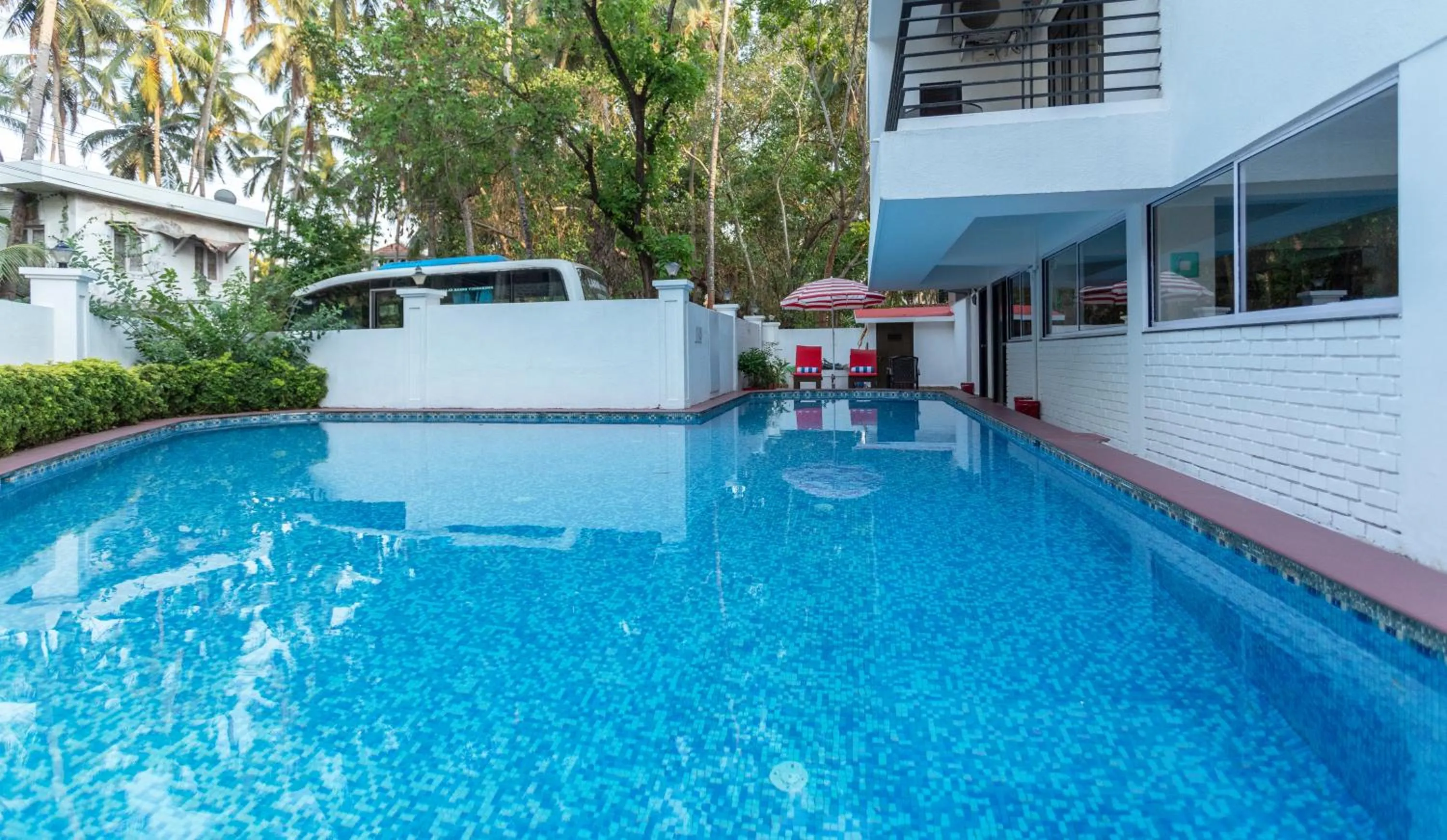 Swimming pool in Arotel Rooms & Suites
