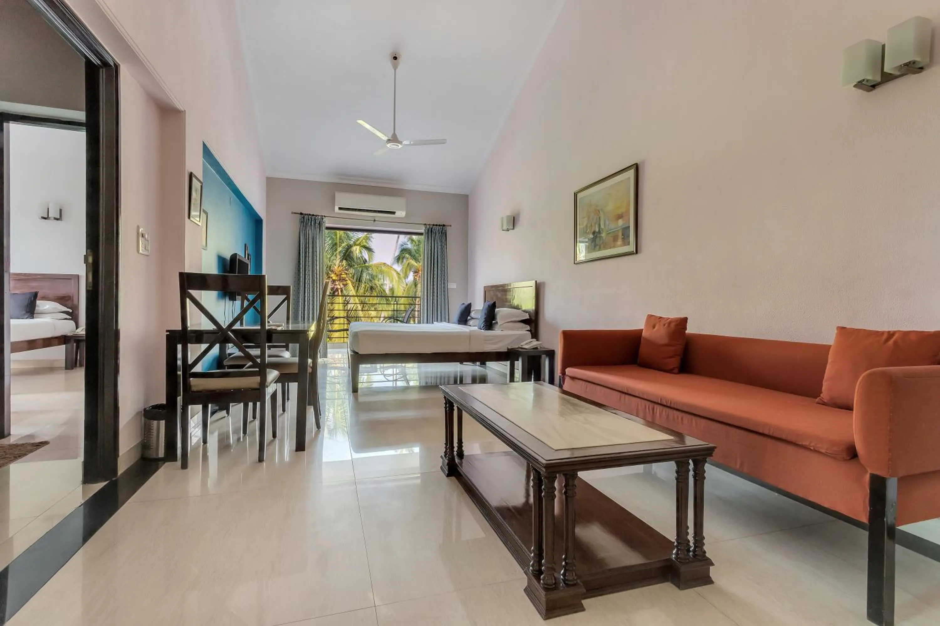 Living room in Arotel Rooms & Suites