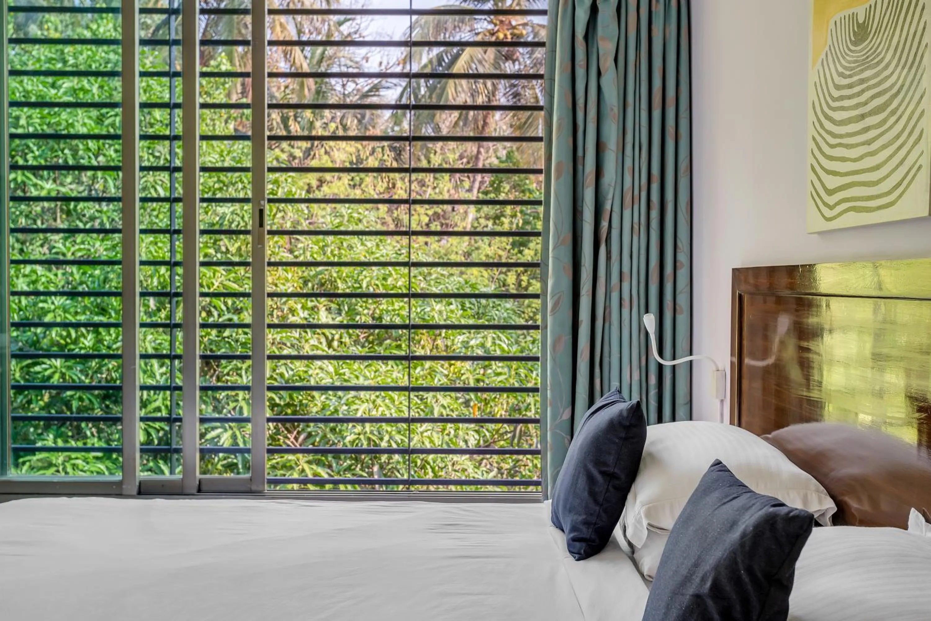 View (from property/room), Bed in Arotel Rooms & Suites