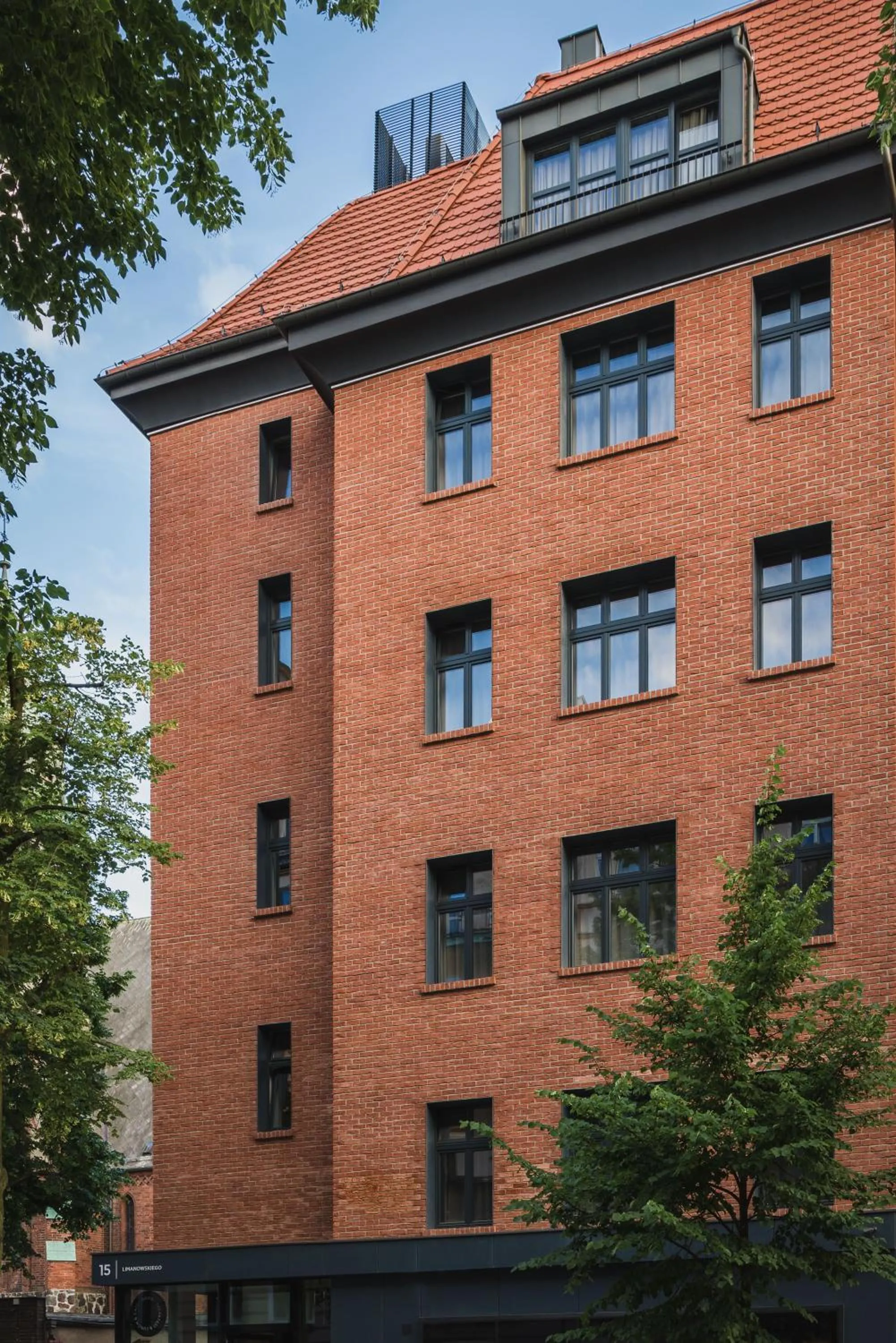 Property building in Ilonn Boutique Limanowskiego