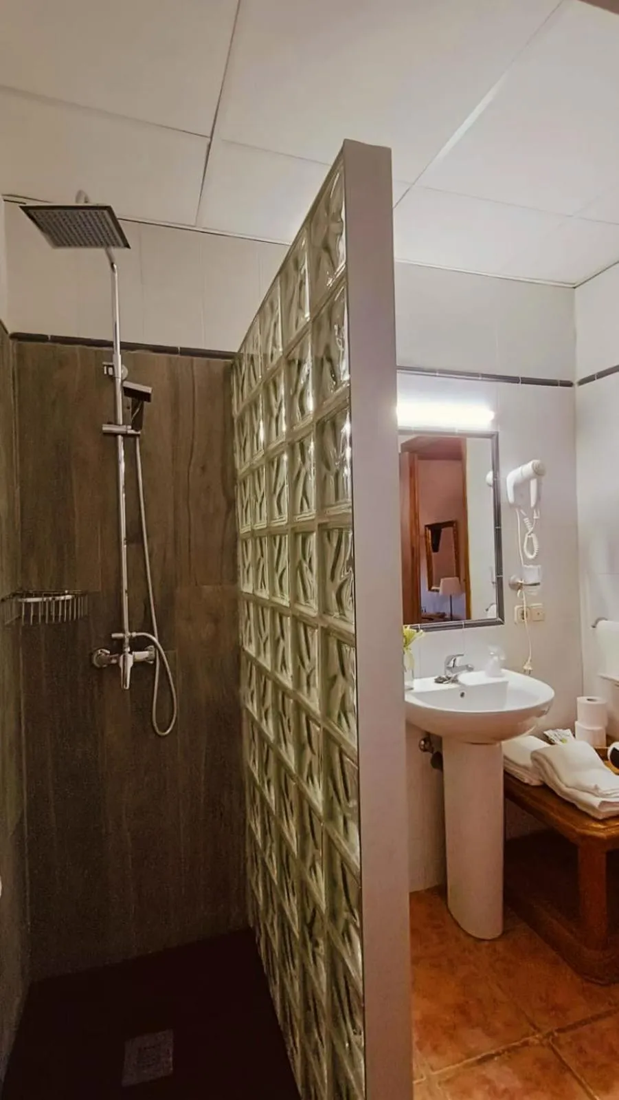 Shower in Cortijo Carrillo