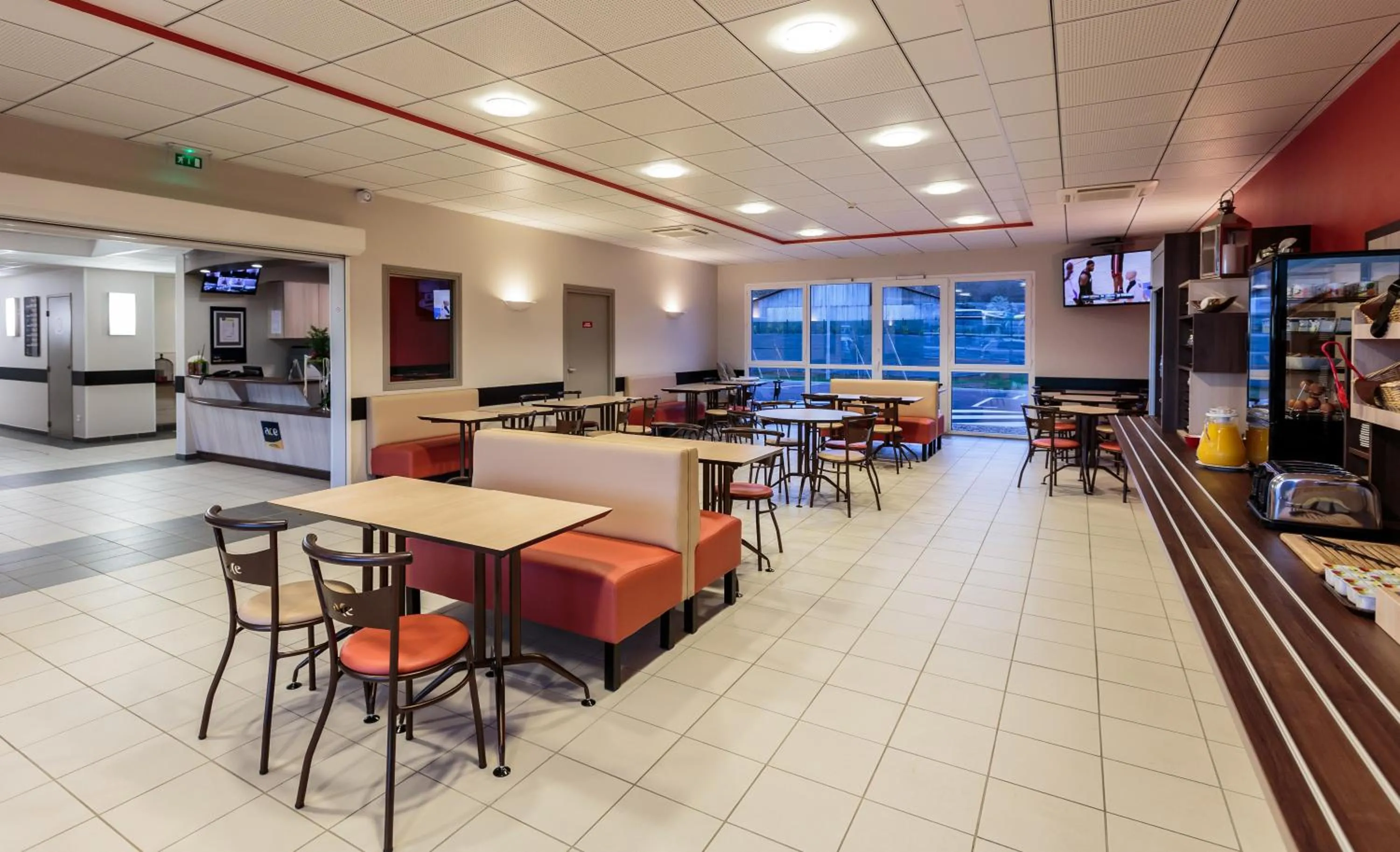 Restaurant/places to eat in Ace Hôtel Angers