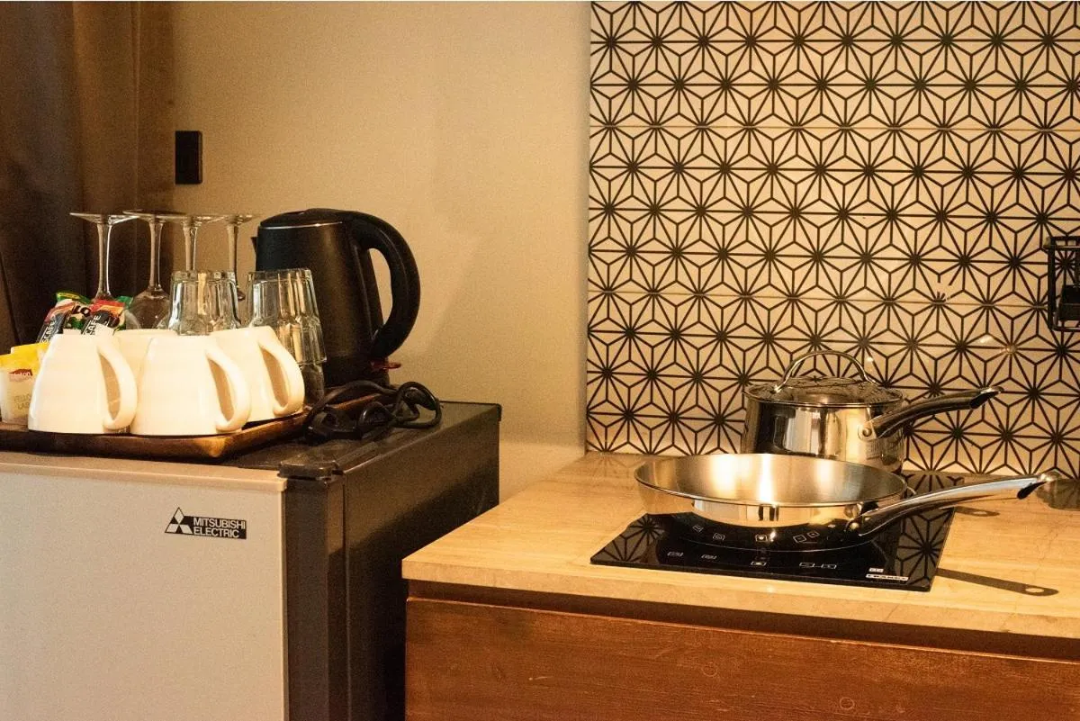 Coffee/tea facilities in Tints of Blue Hotel