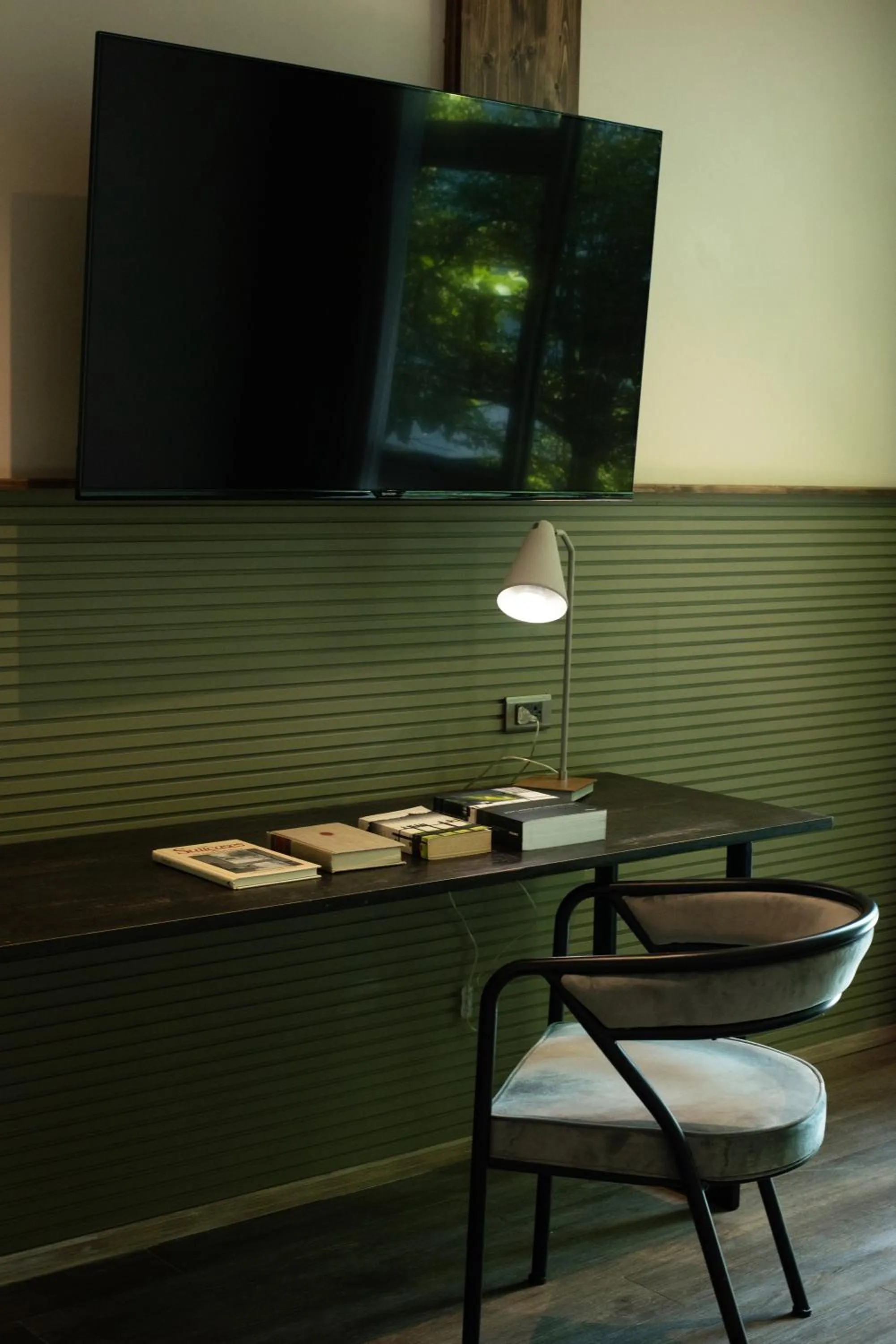 Seating area in Tints of Blue Hotel