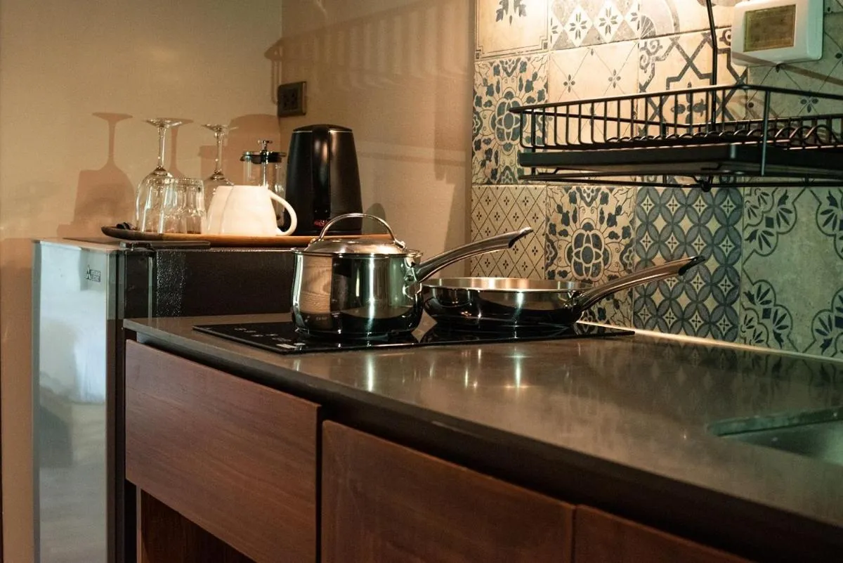 Coffee/tea facilities in Tints of Blue Hotel