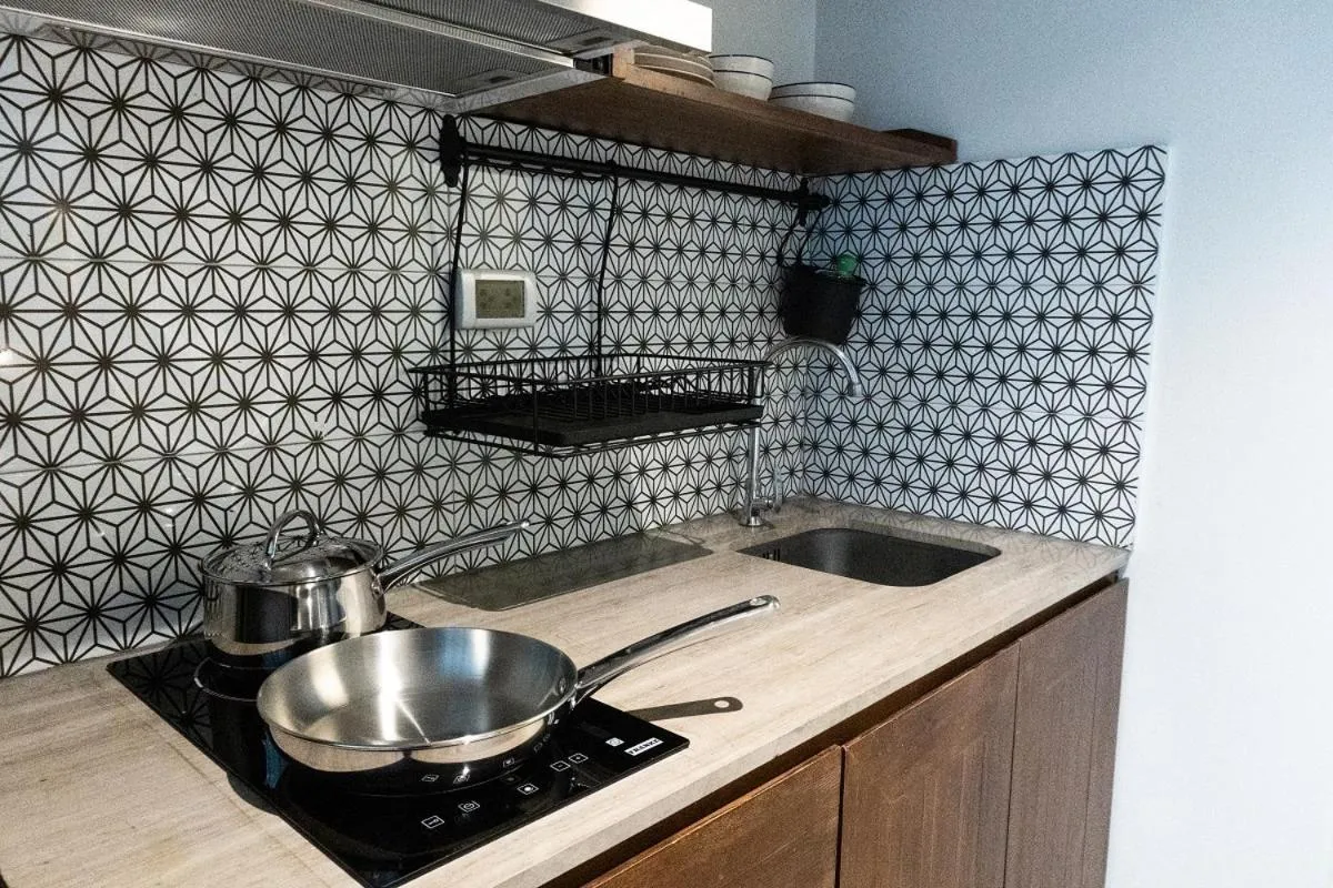 Kitchen or kitchenette in Tints of Blue Hotel