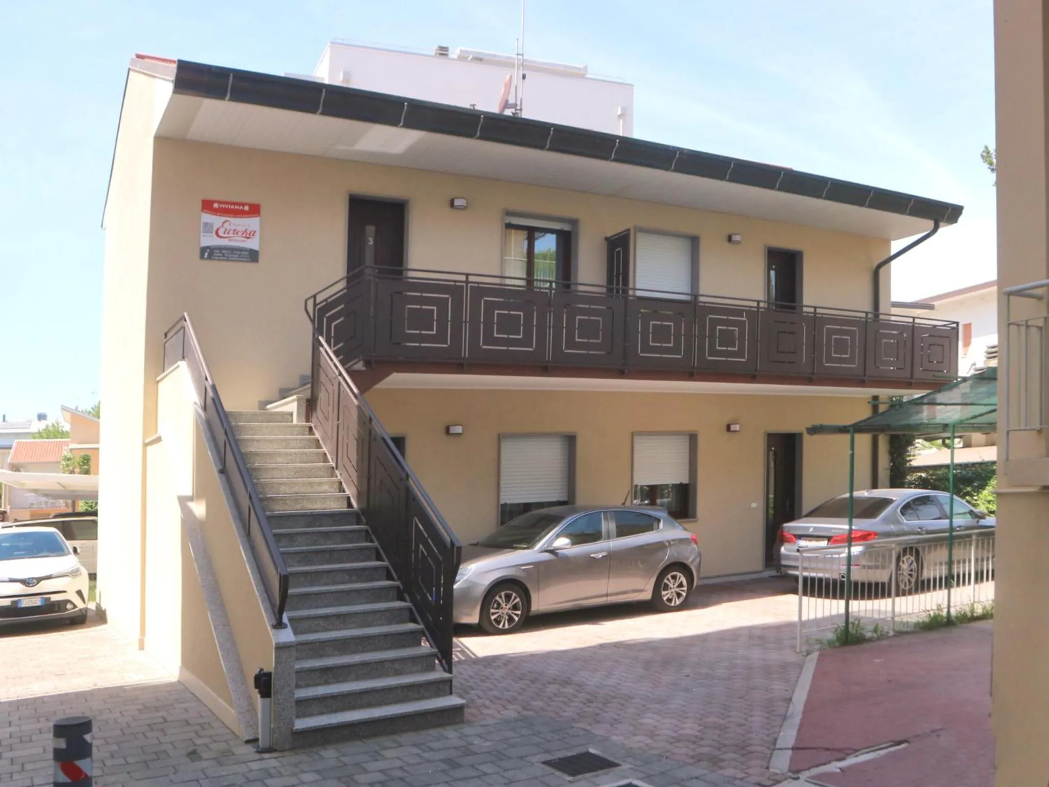 Property building in Viviana
