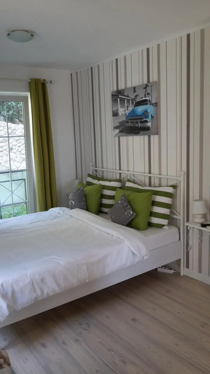 Bed in Rooms Villa Harmonie - Adults Only +14