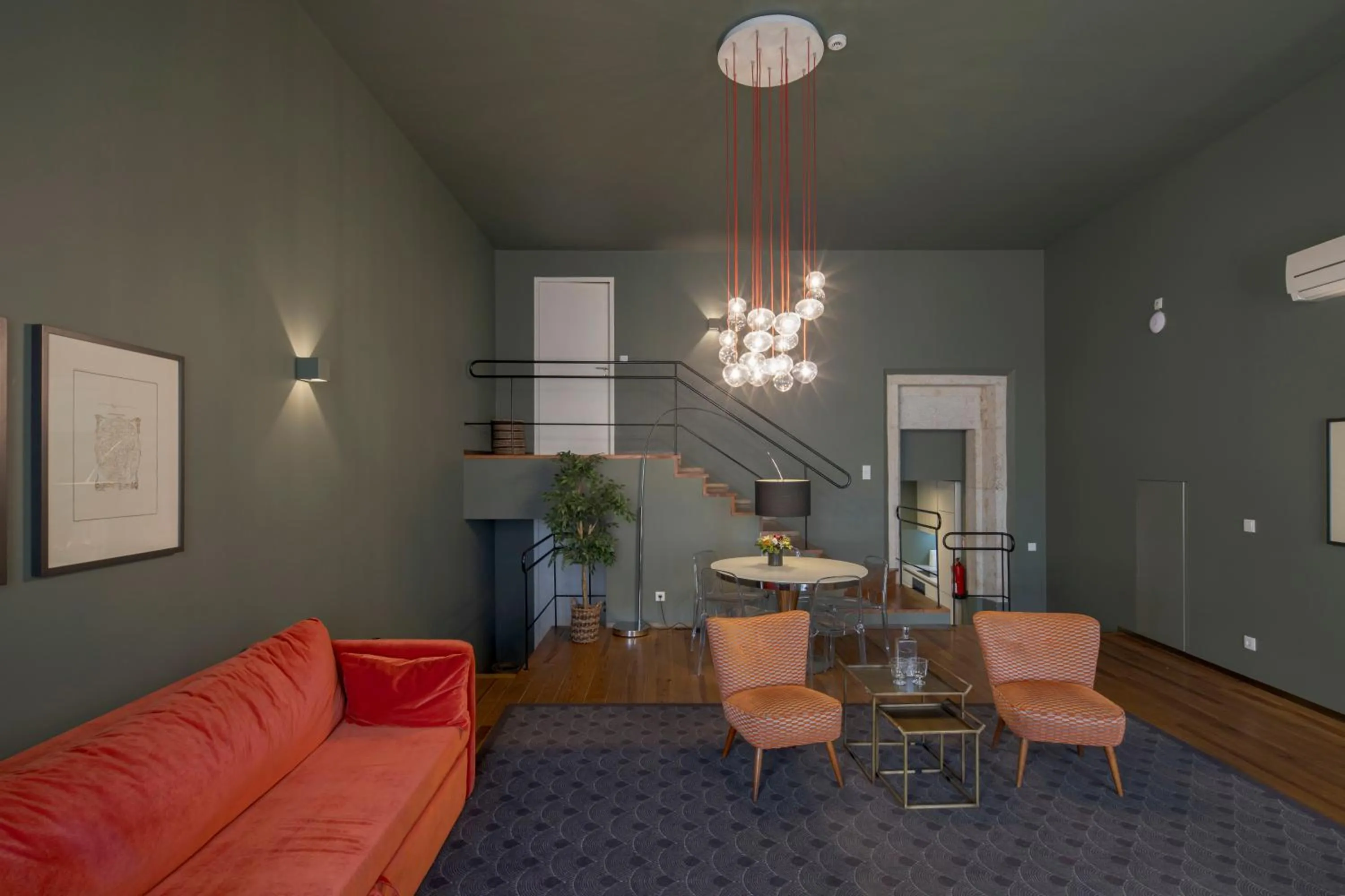 Living room in Condes de Azevedo Palace Apartments