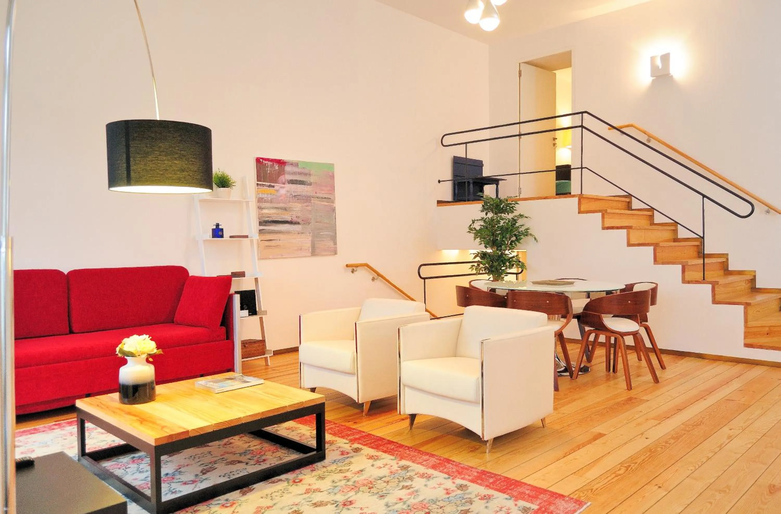 Living room in Condes de Azevedo Palace Apartments