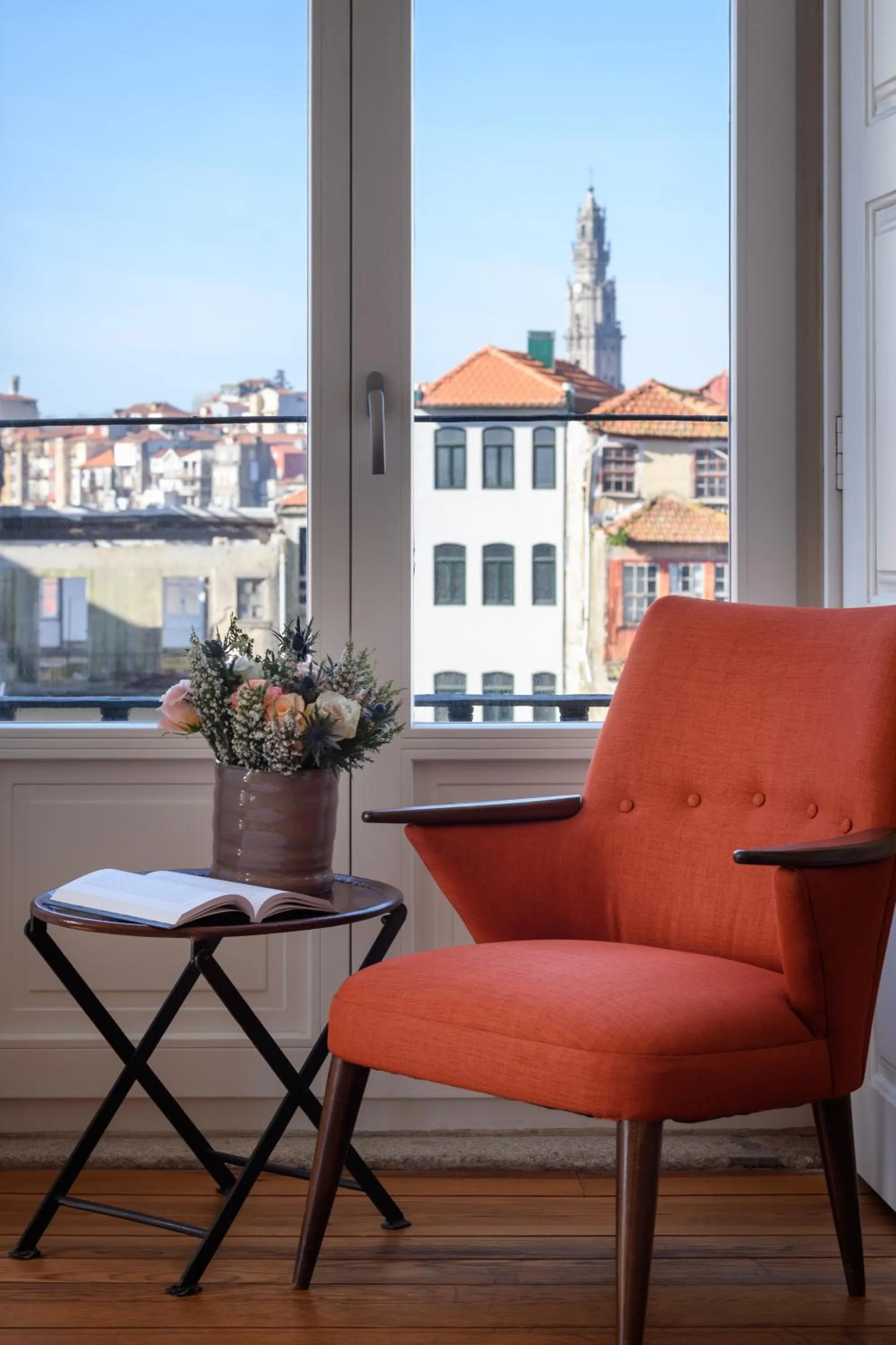 Balcony/Terrace in Condes de Azevedo Palace Apartments