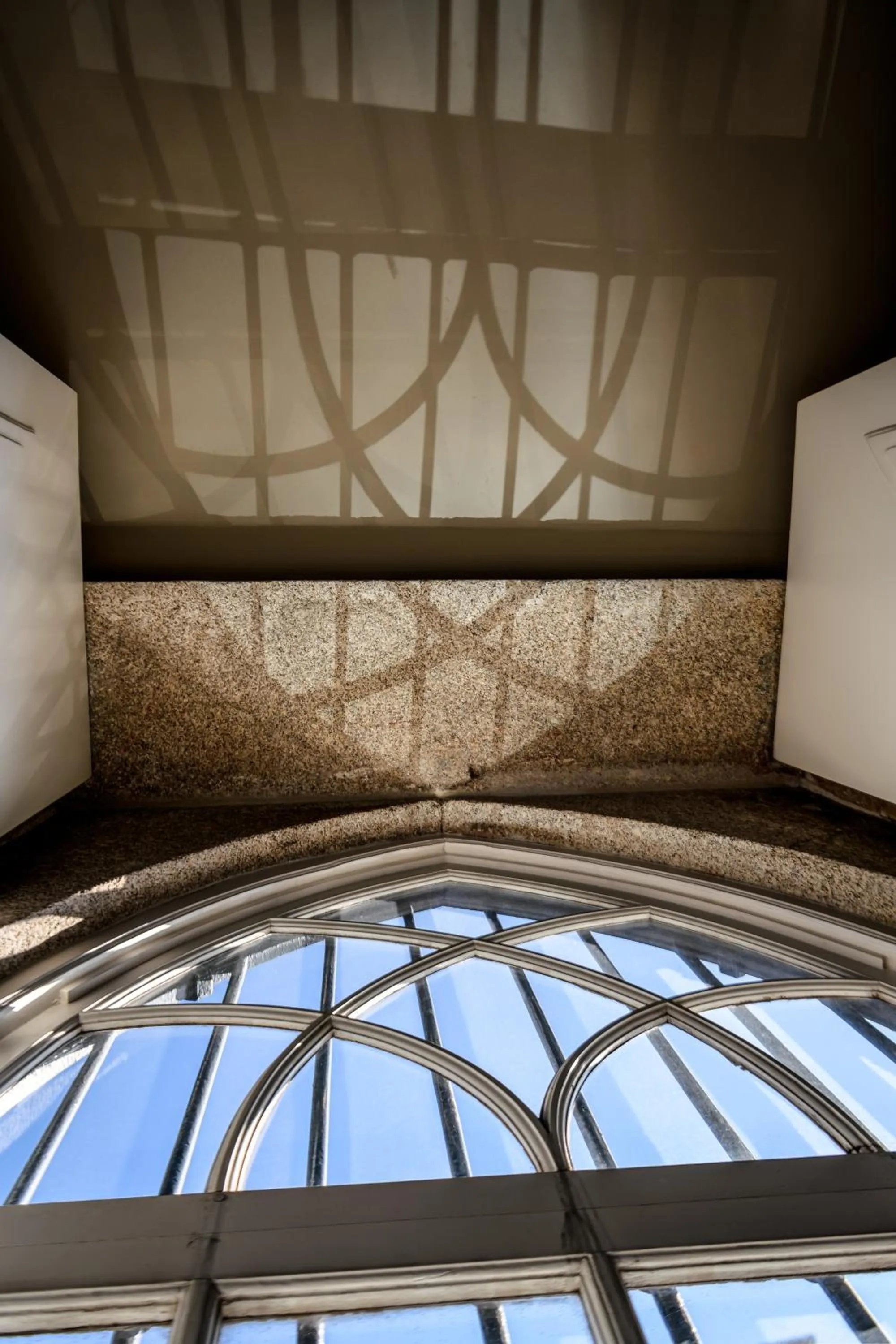 Property building in Condes de Azevedo Palace Apartments