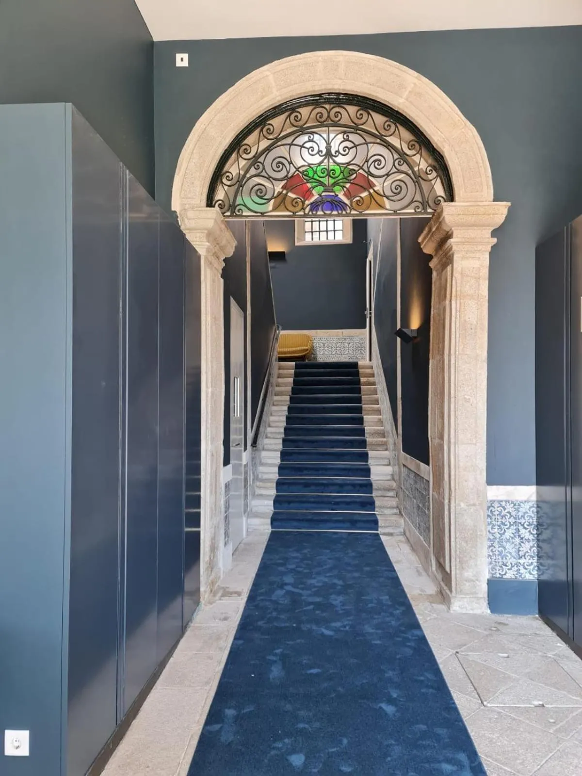 Property building in Condes de Azevedo Palace Apartments