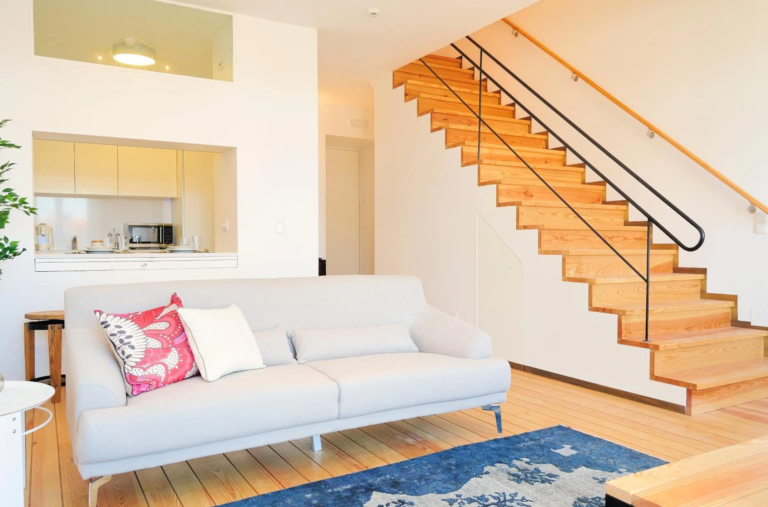 Living room in Condes de Azevedo Palace Apartments