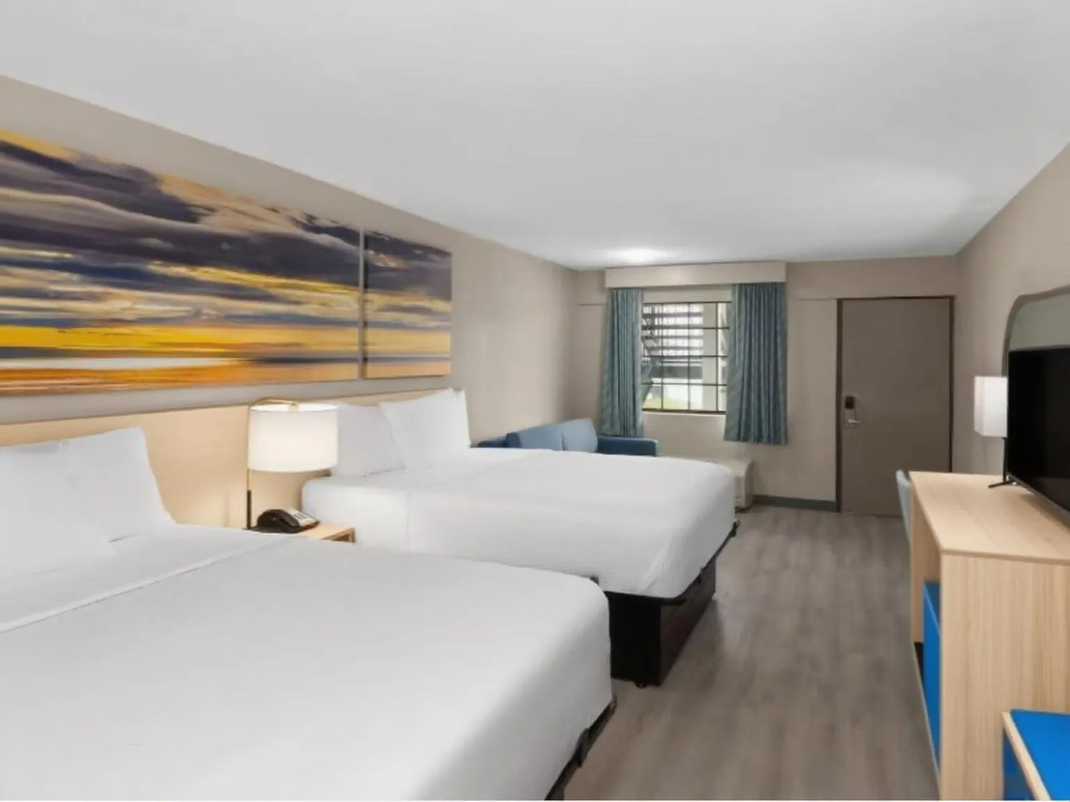 Bed in The Barefoot Hotel