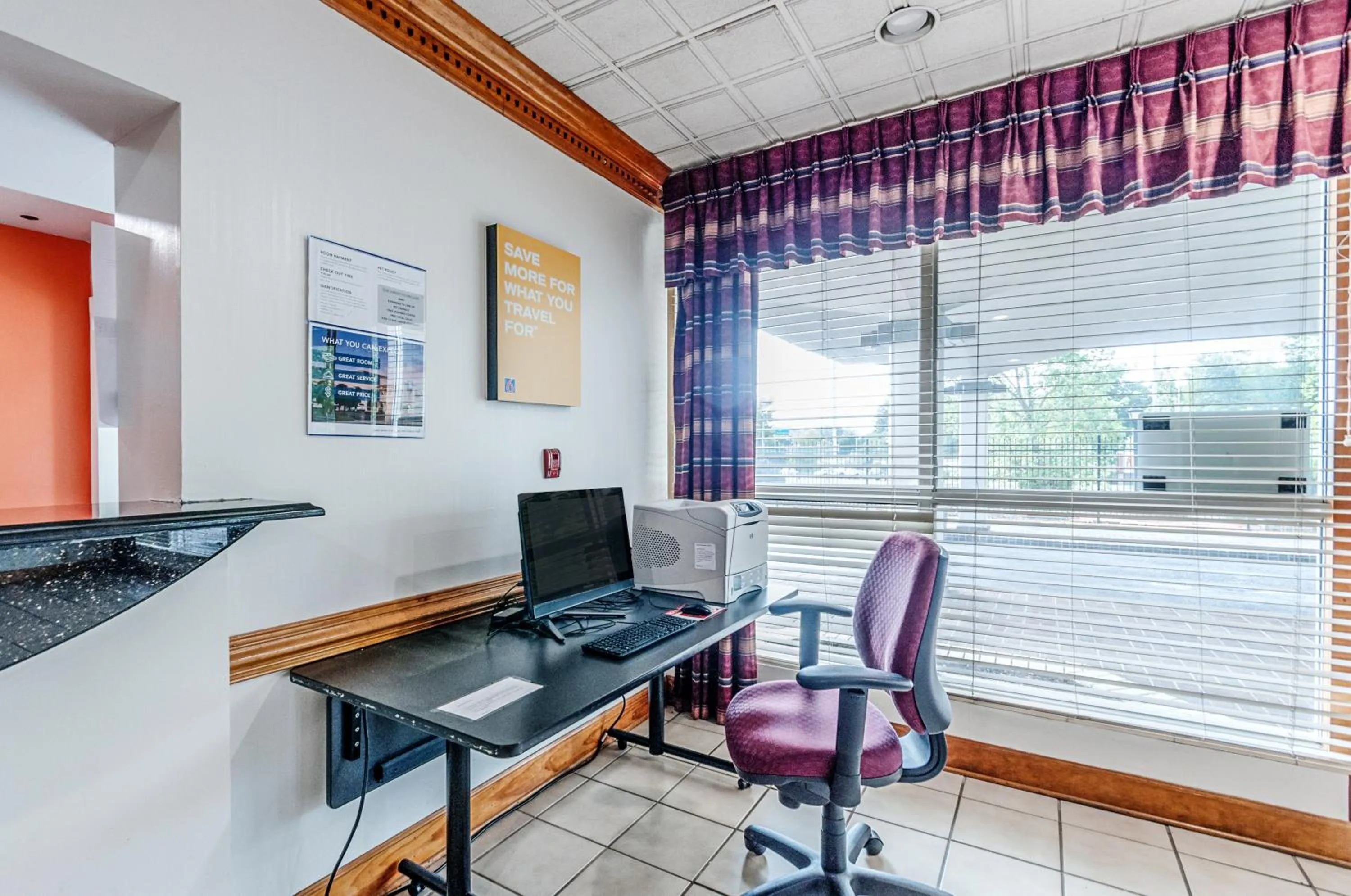 Lobby or reception in Motel 6-Dumfries, VA