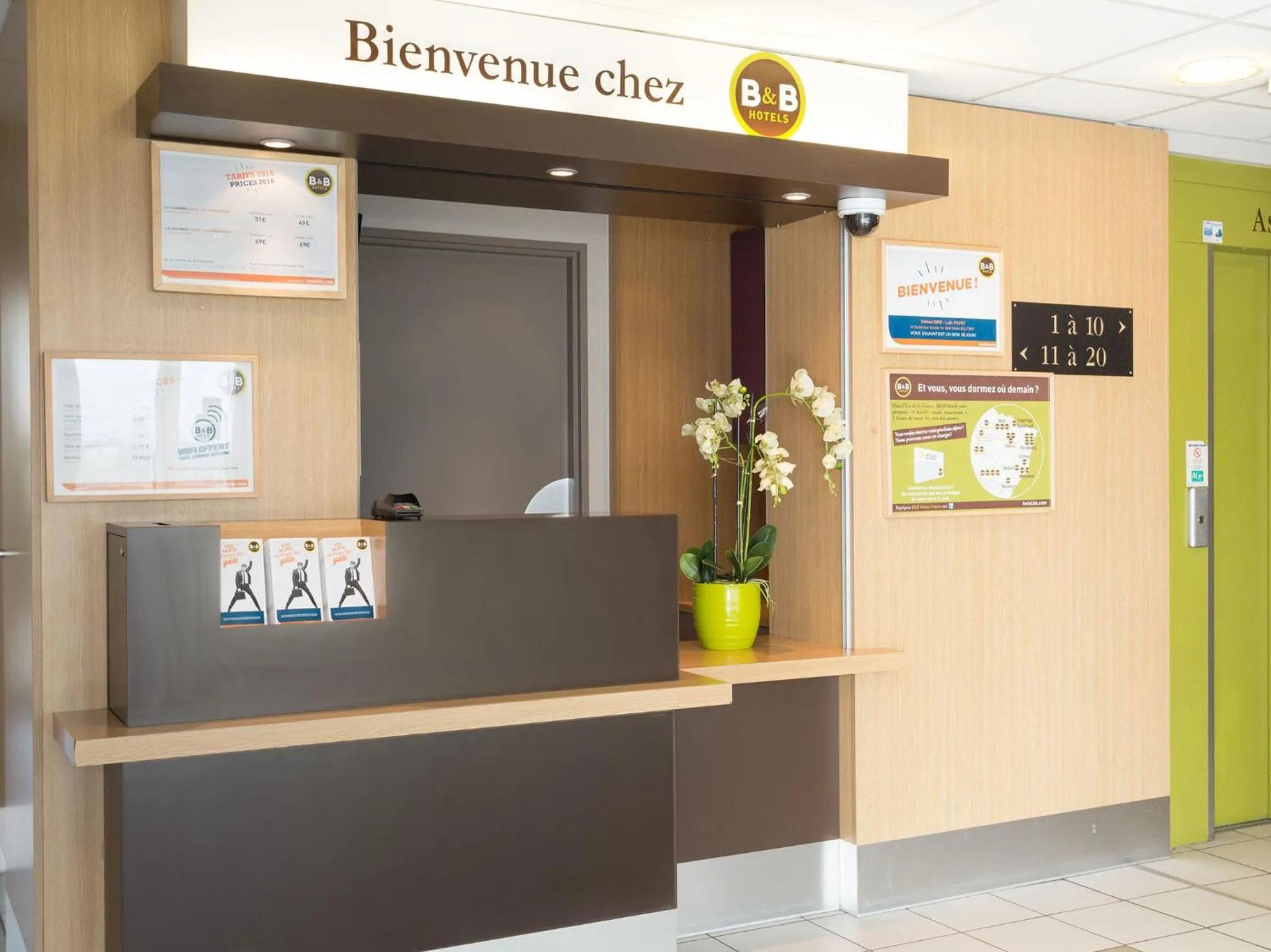 Lobby or reception in B&B HOTEL Belfort