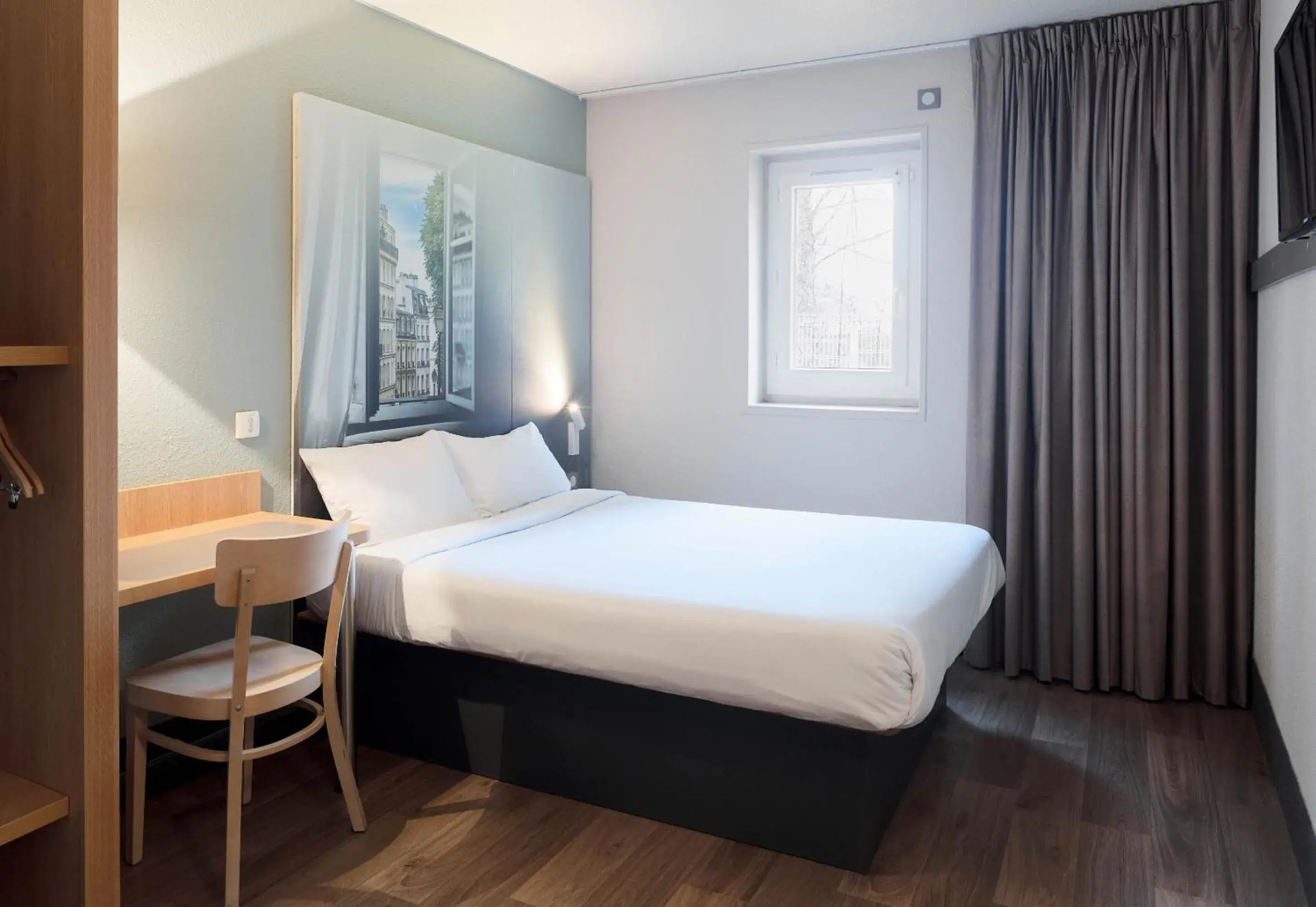 Double Room - Disability Access in B&B HOTEL Saint-Michel sur Orge Double Room - Disability Access in B&B HOTEL Saint-Michel sur Orge