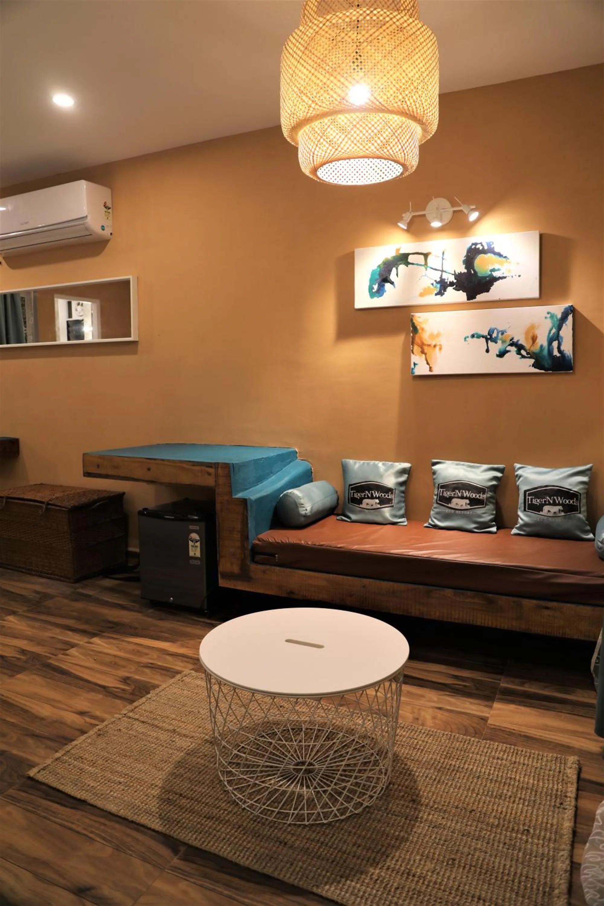 Seating area in Tiger N Woods Resort