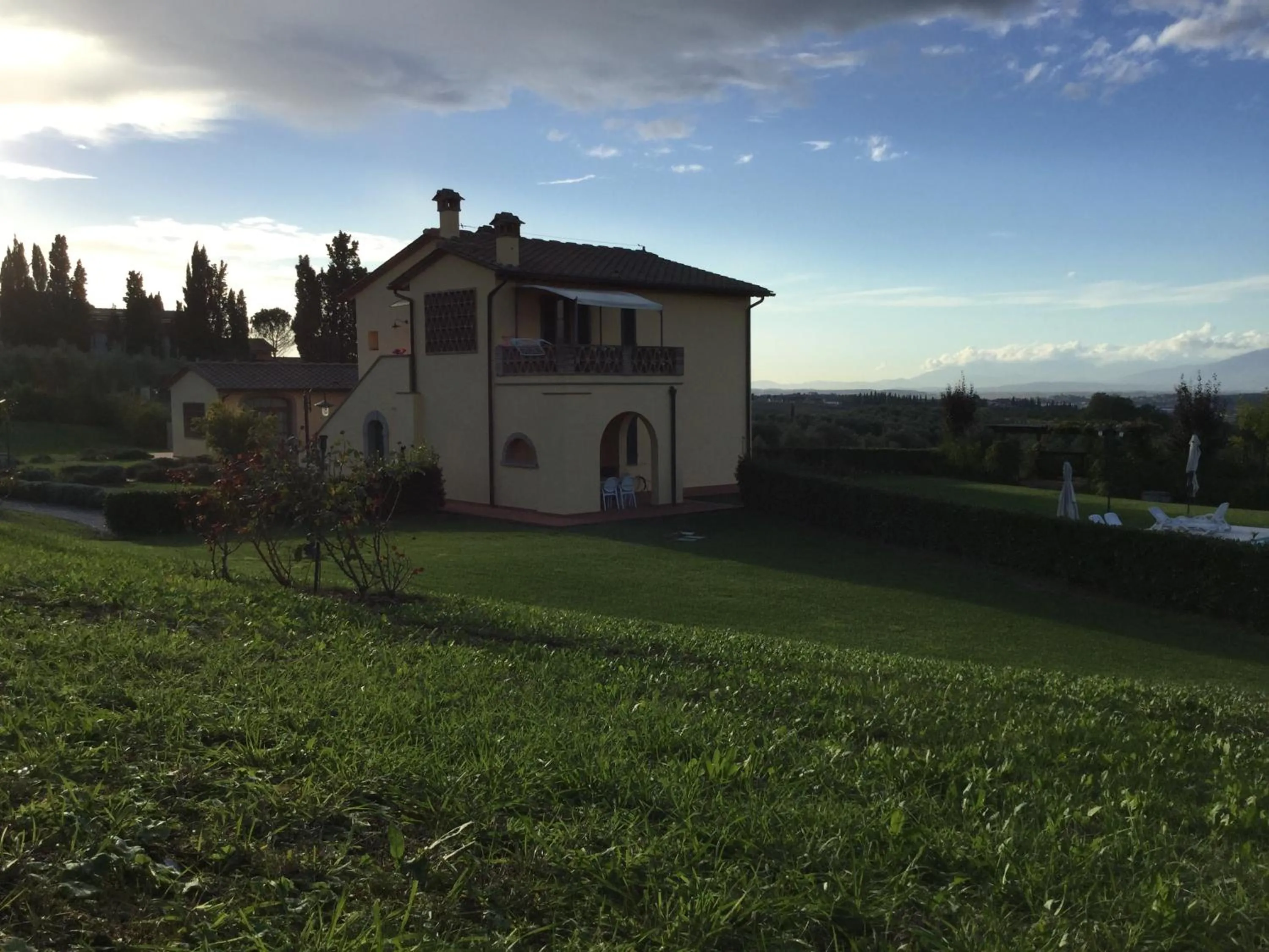 Two-Bedroom House in Il Borgherino