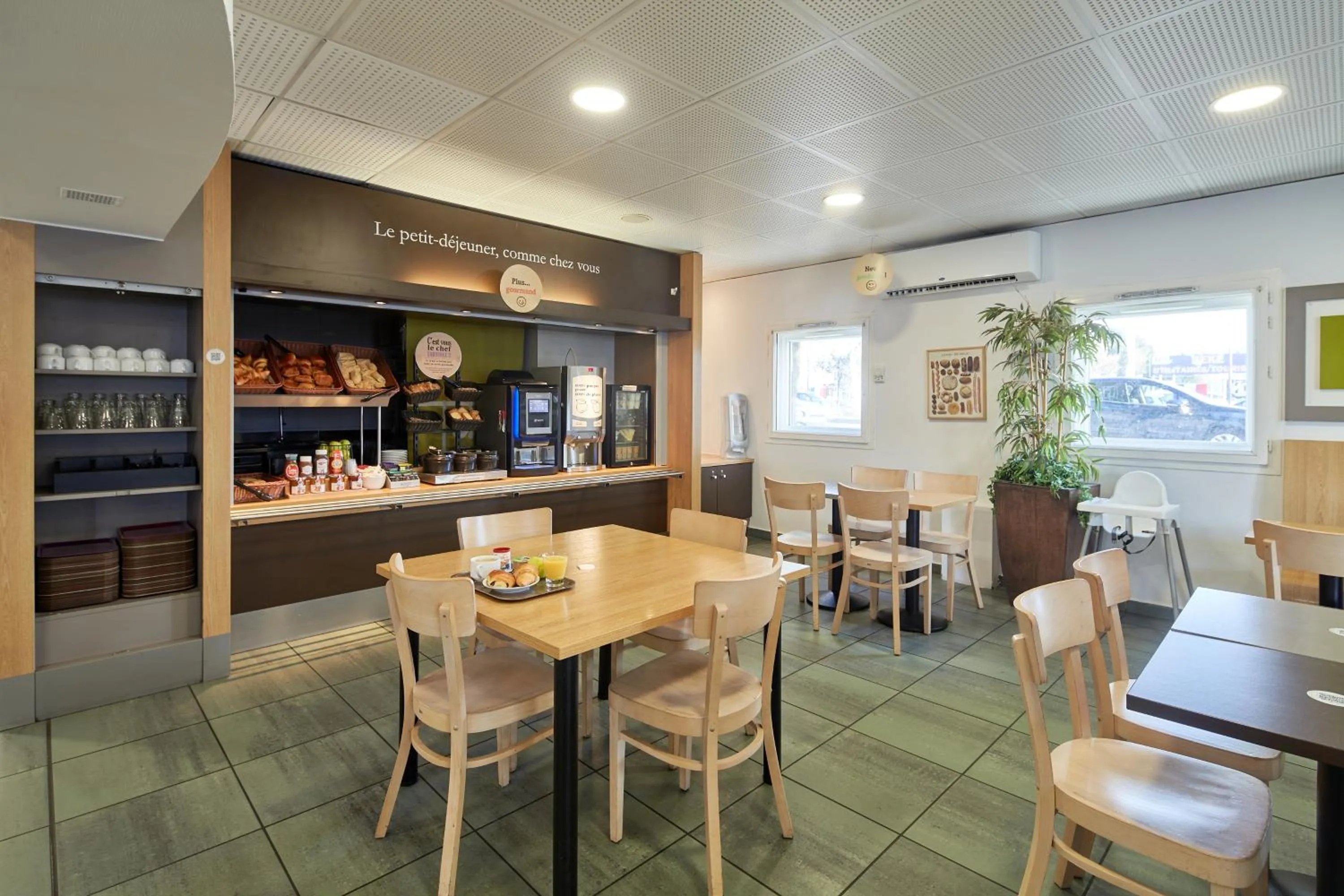 Breakfast in B&B HOTEL Orly Chevilly-Larue - Nationale 7