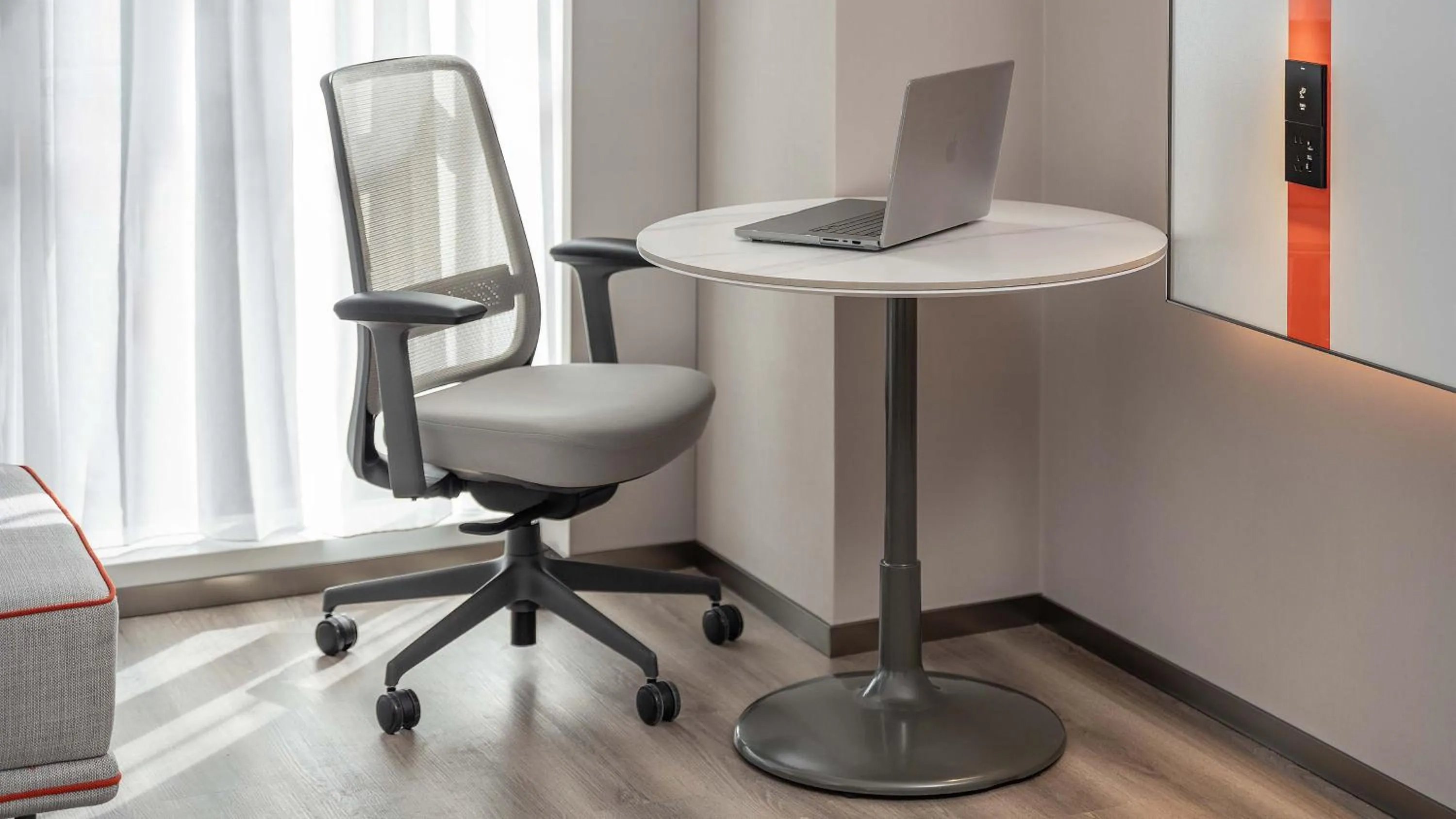 Standard Queen Room in Holiday Inn Express Kunming Dianchi Rixin Road by IHG