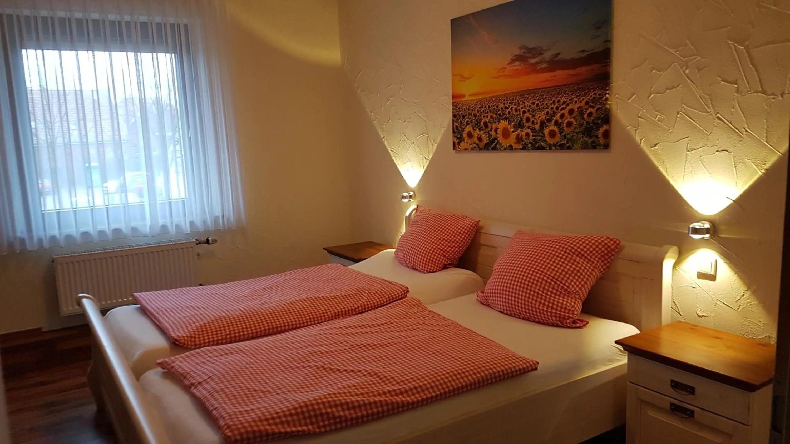 Photo of the whole room, Bed in Landhotel-Restaurant Beckmann