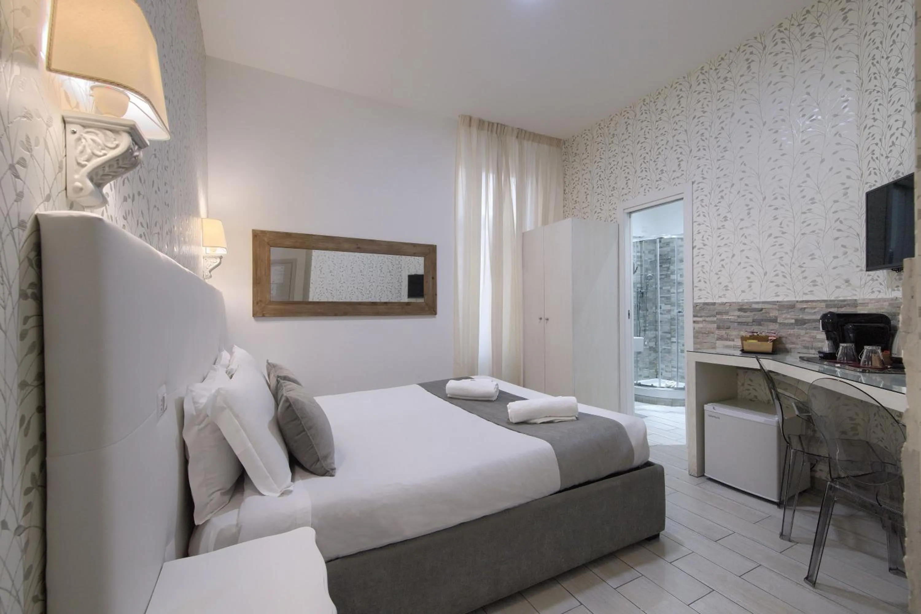 Bed in Vatican Tourist Inn