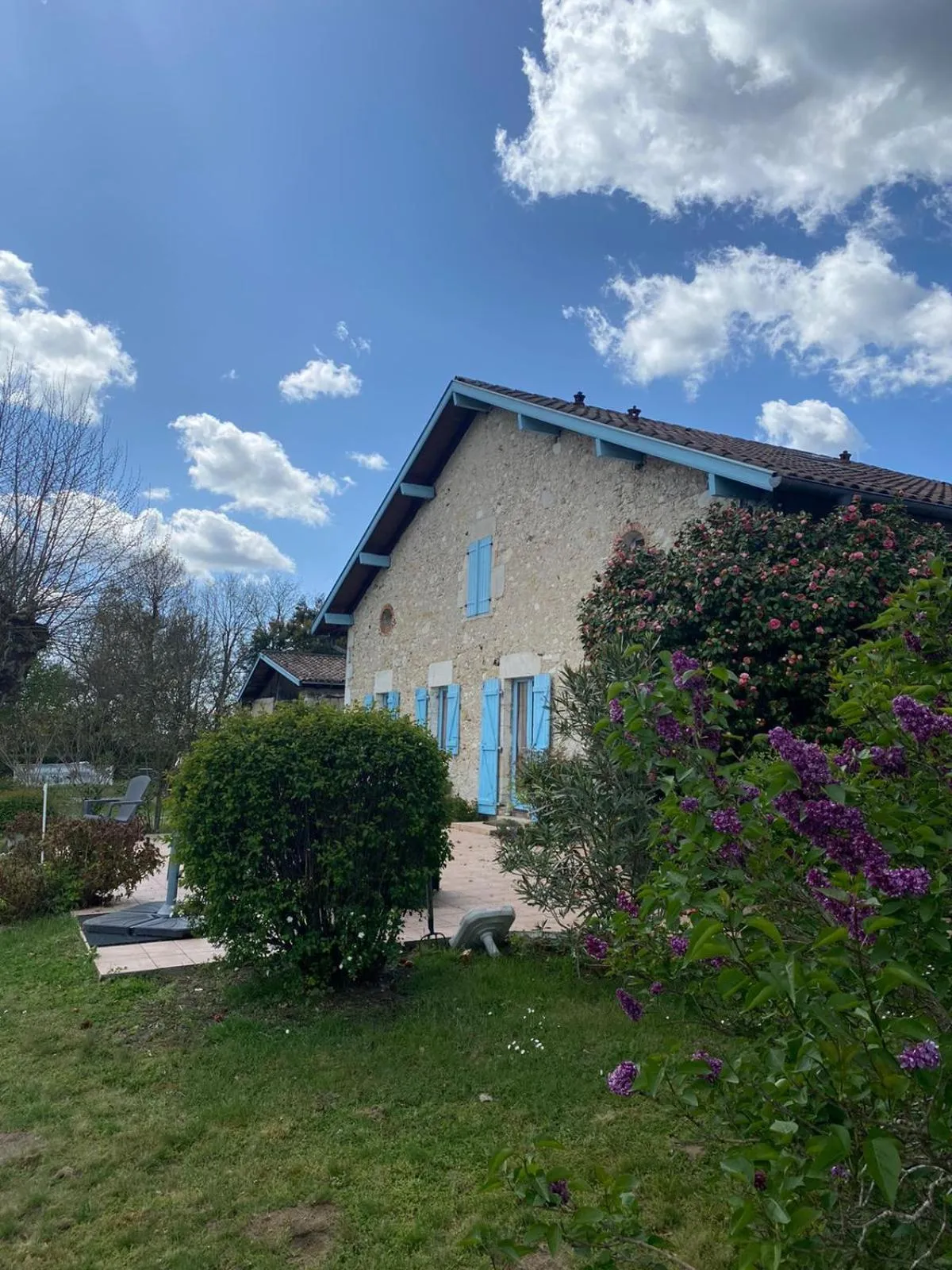 Property building in Domaine Hias