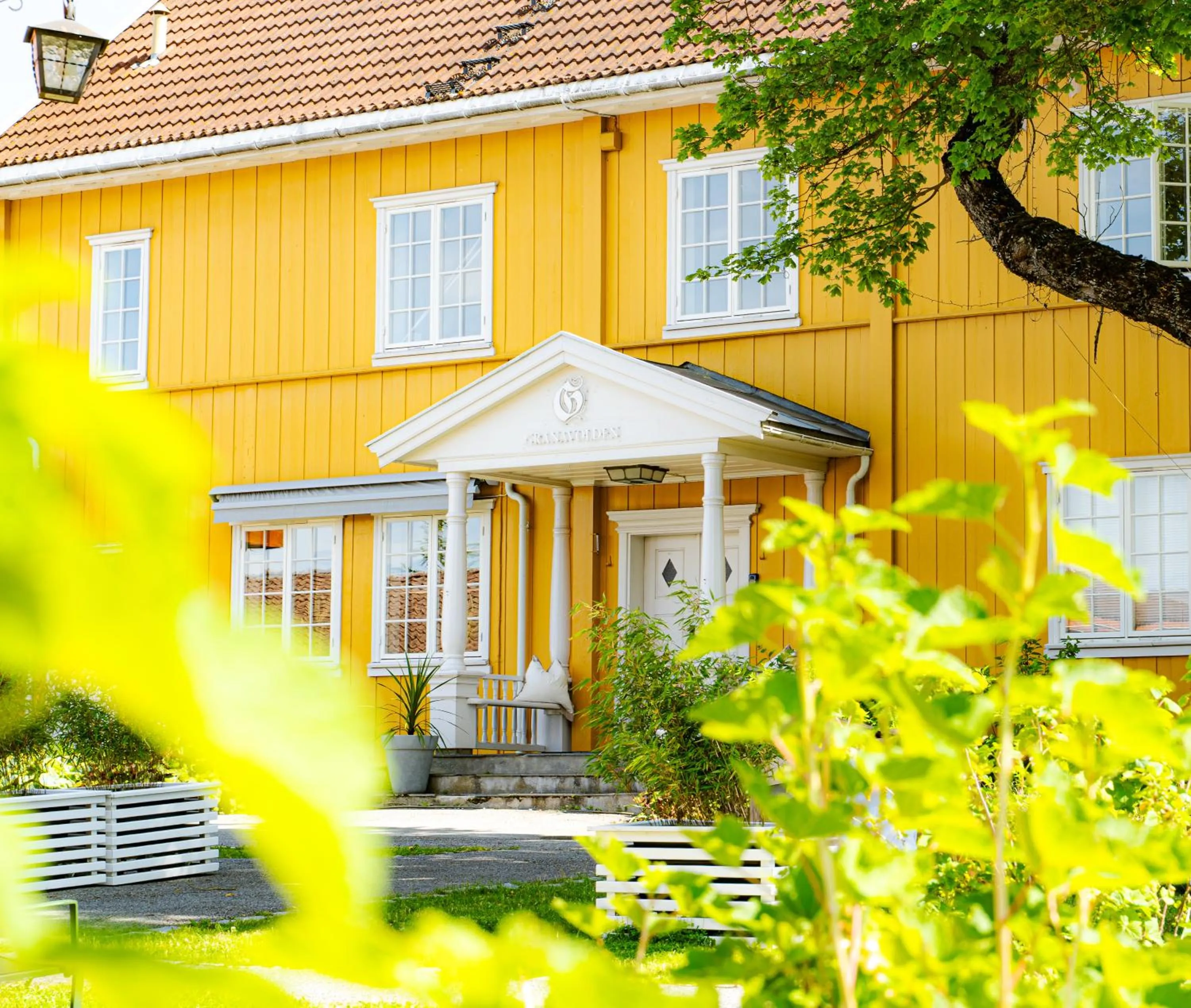 Property building in Granavolden Hotel & Gjæstgiveri
