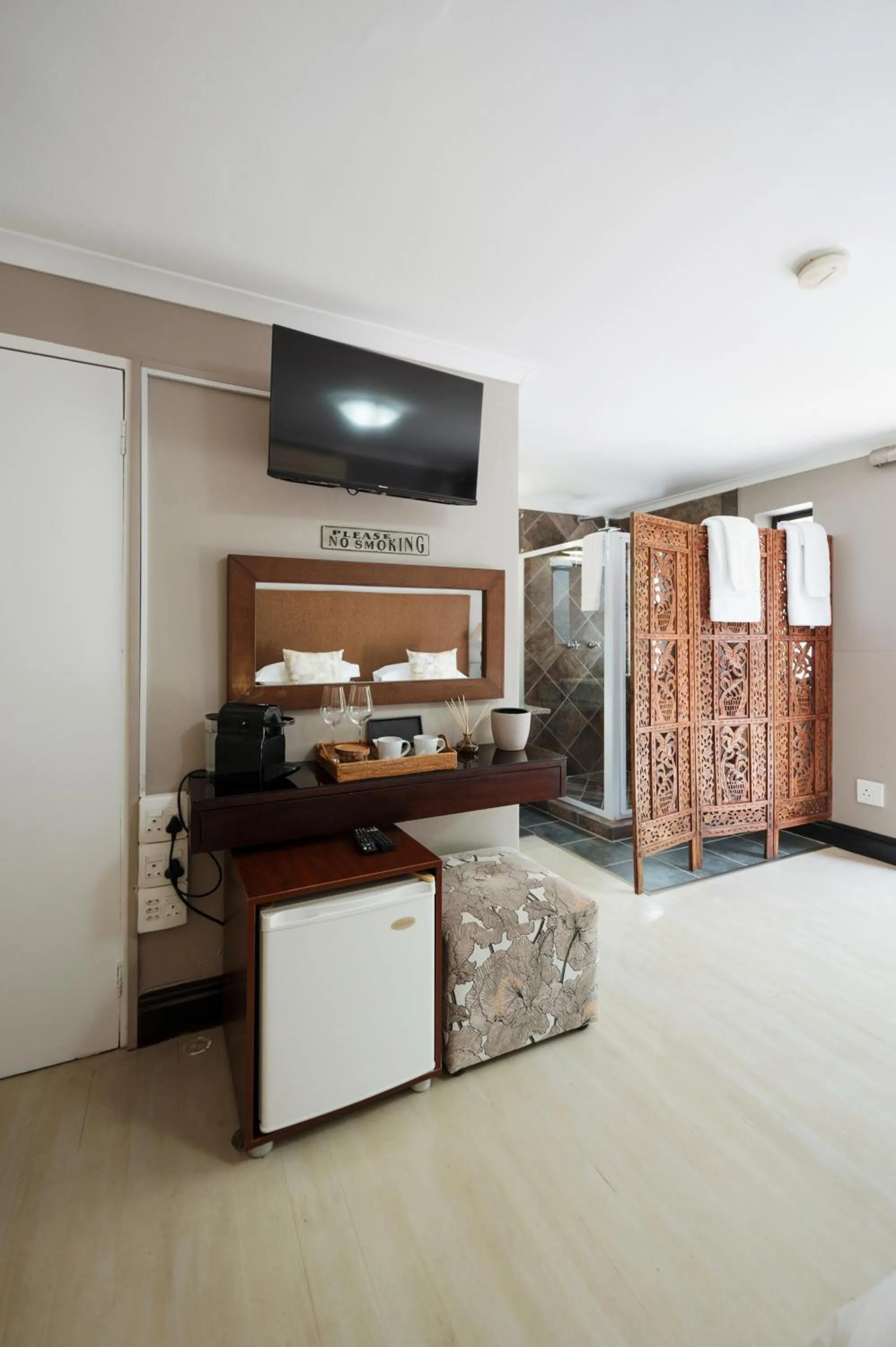 Coffee/tea facilities in Whale Away Guest House