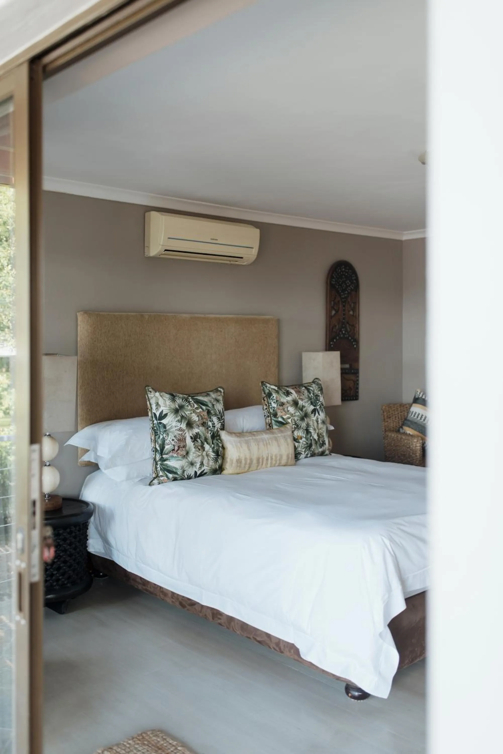 Bed in Whale Away Guest House