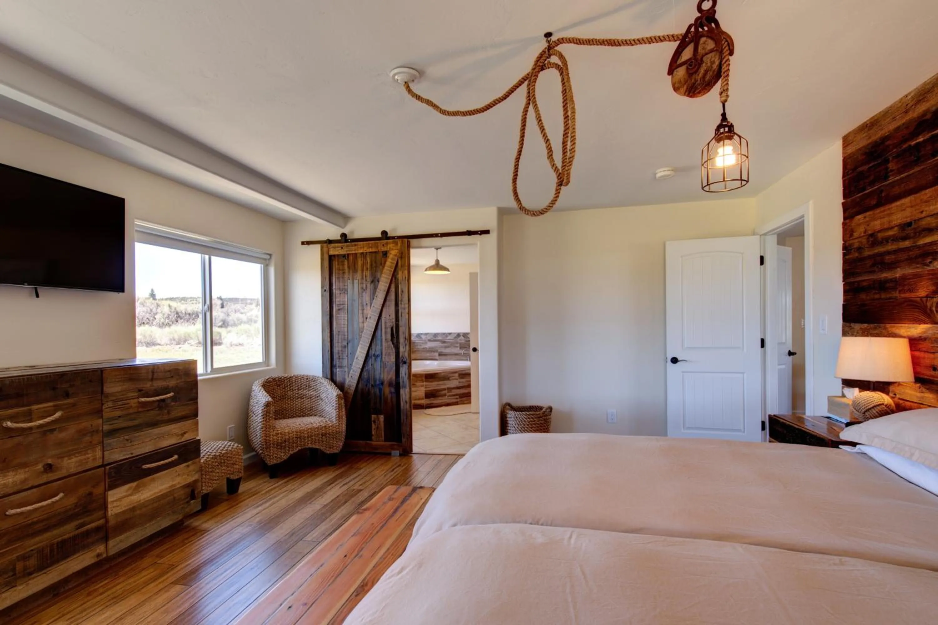 Bed in Sevier River Retreat