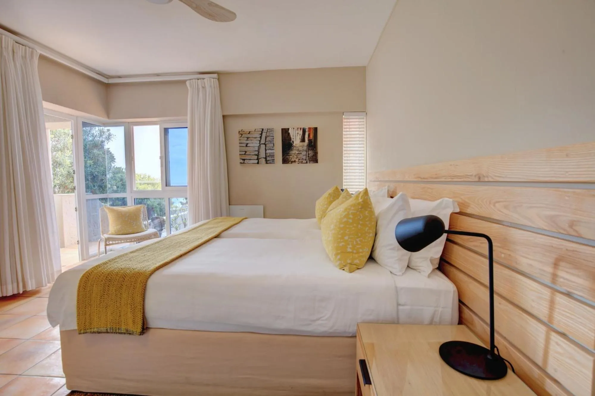 Photo of the whole room, Bed in Periwinkle Lodge Guest House