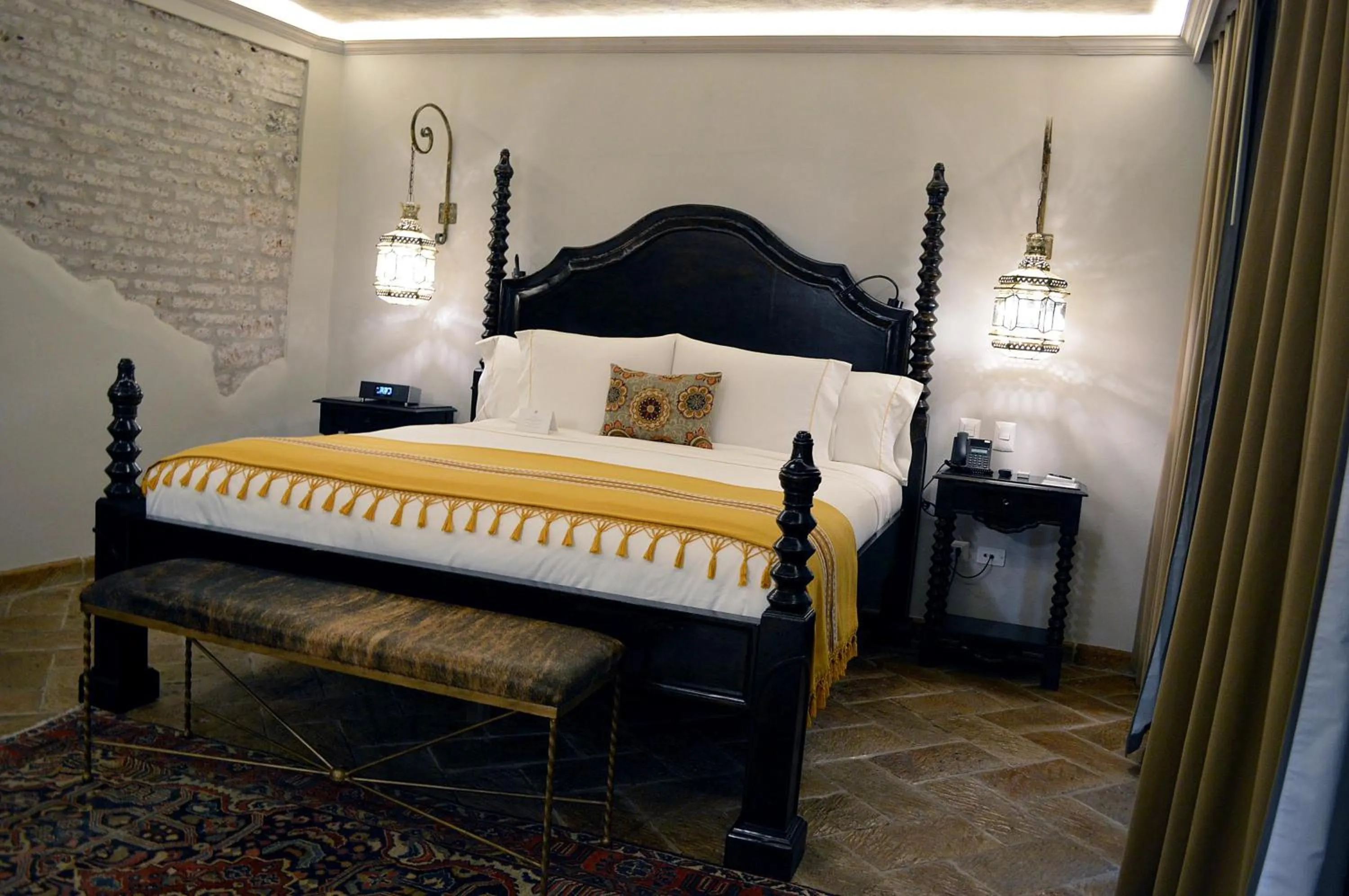 Bed in Casa 1810 Hotel Boutique
