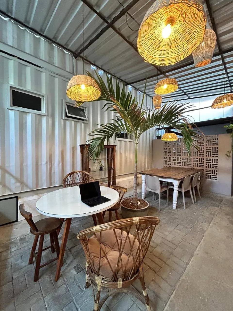 Living room in NUMAR Hotel