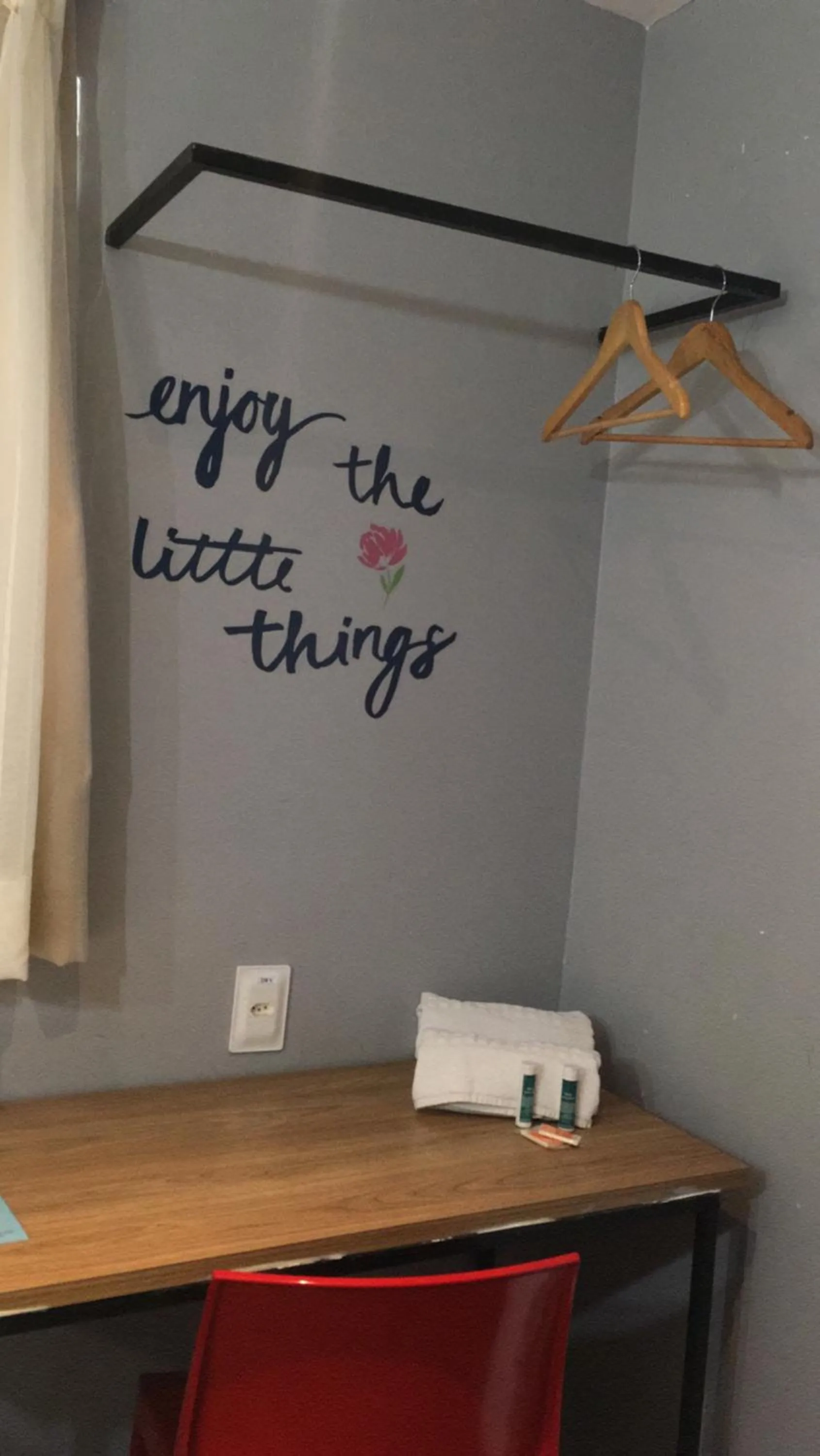 Photo of the whole room in NUMAR Hotel